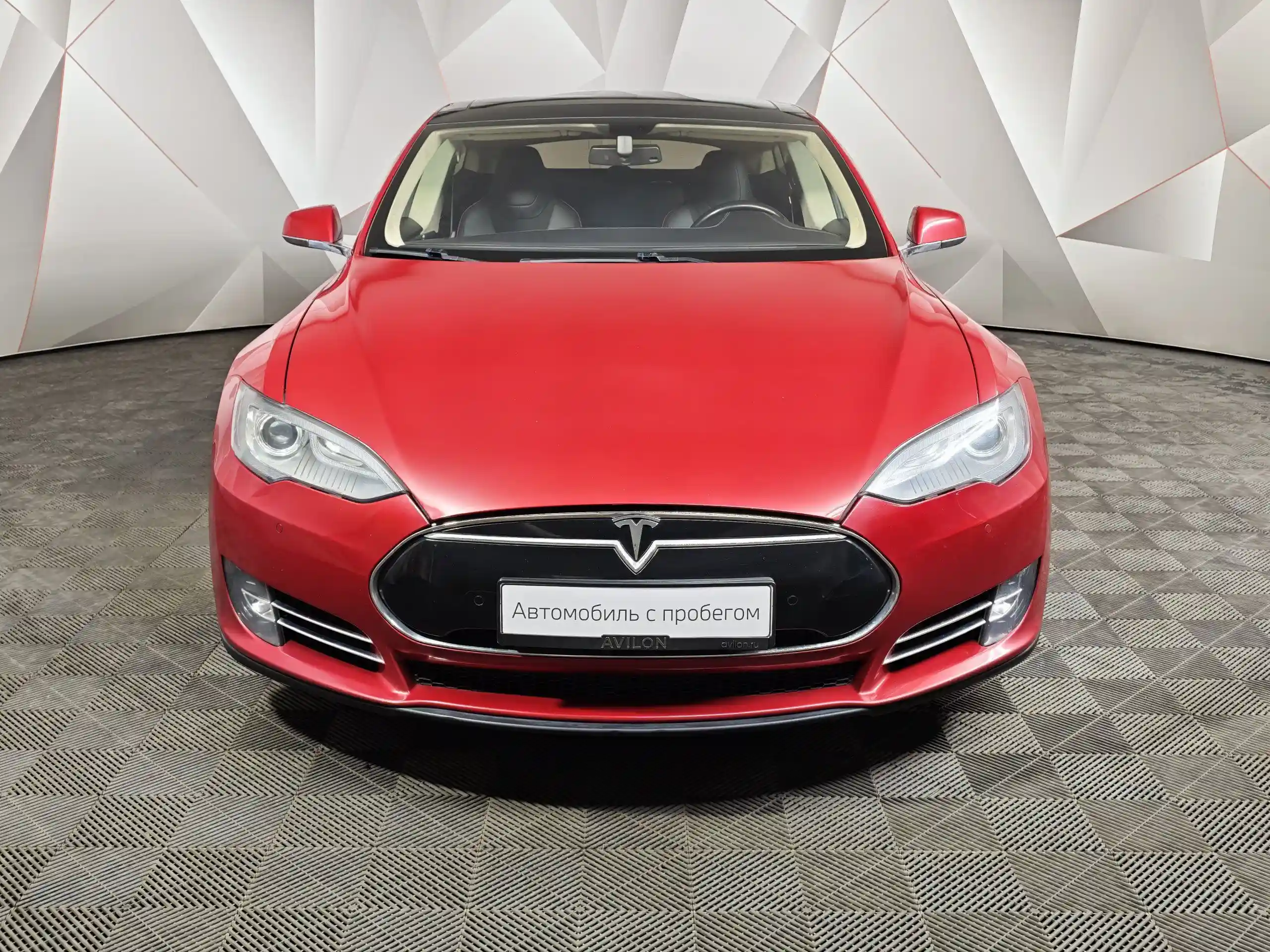 Tesla Model S 2014