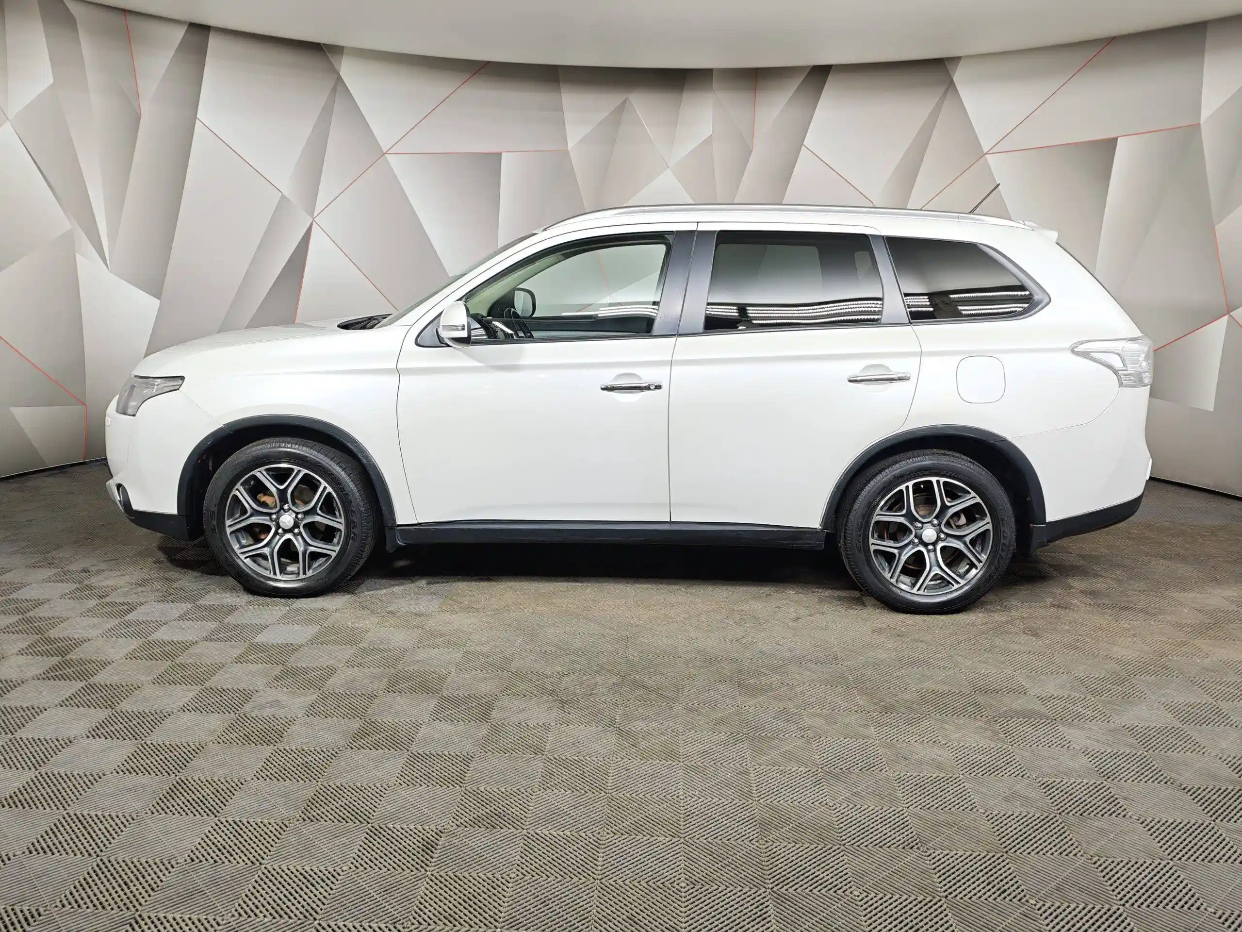 Mitsubishi Outlander 2014