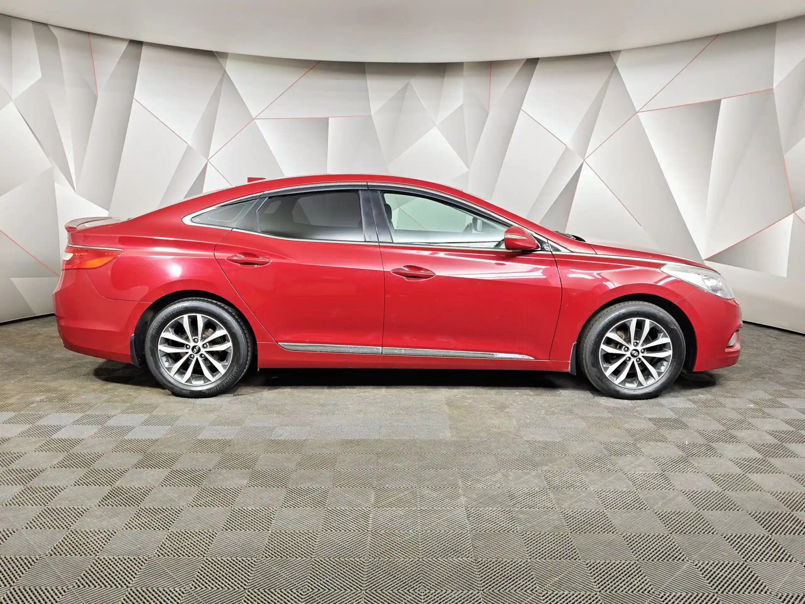 Hyundai Grandeur 2012