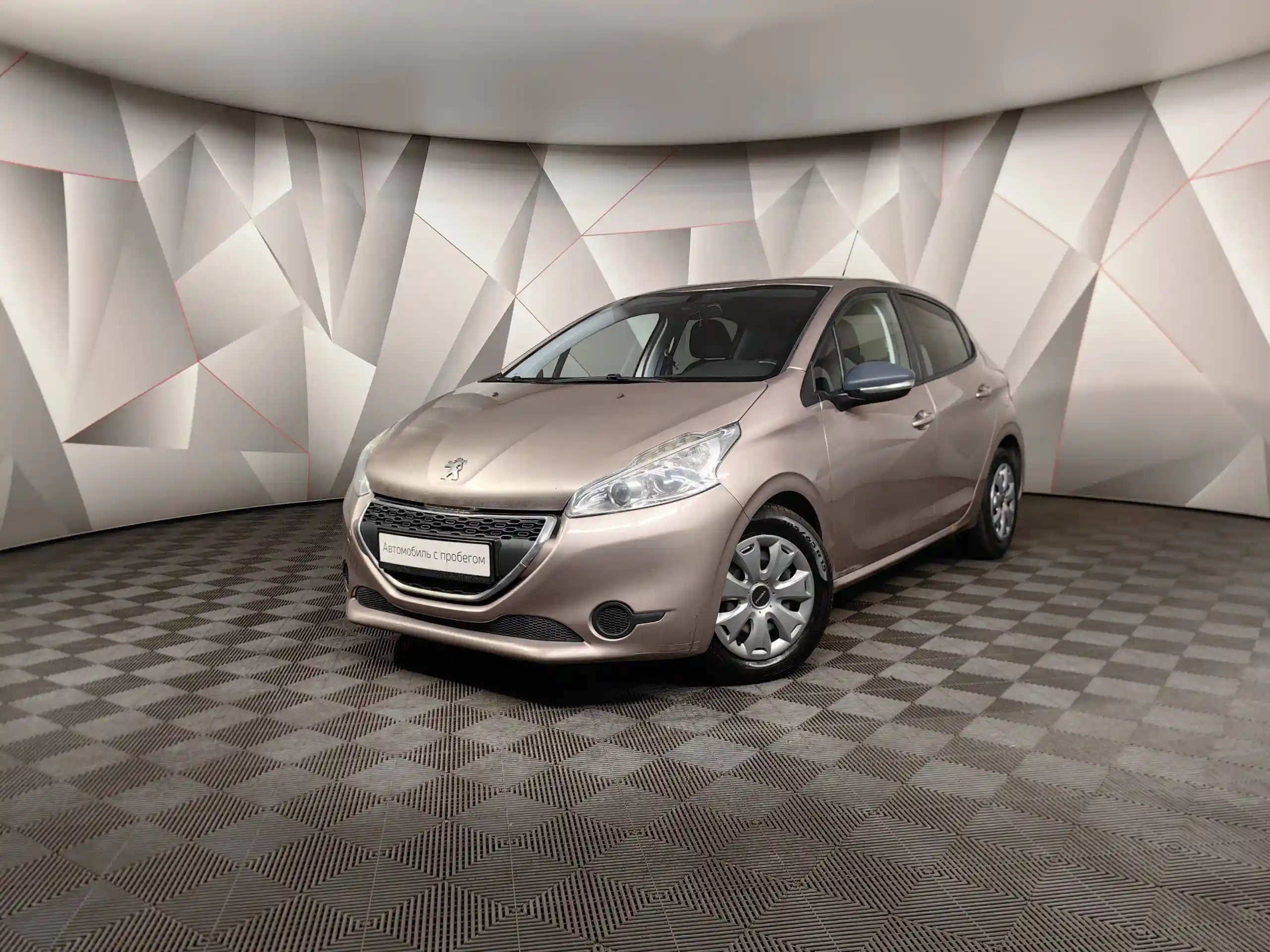 Peugeot 208 2013