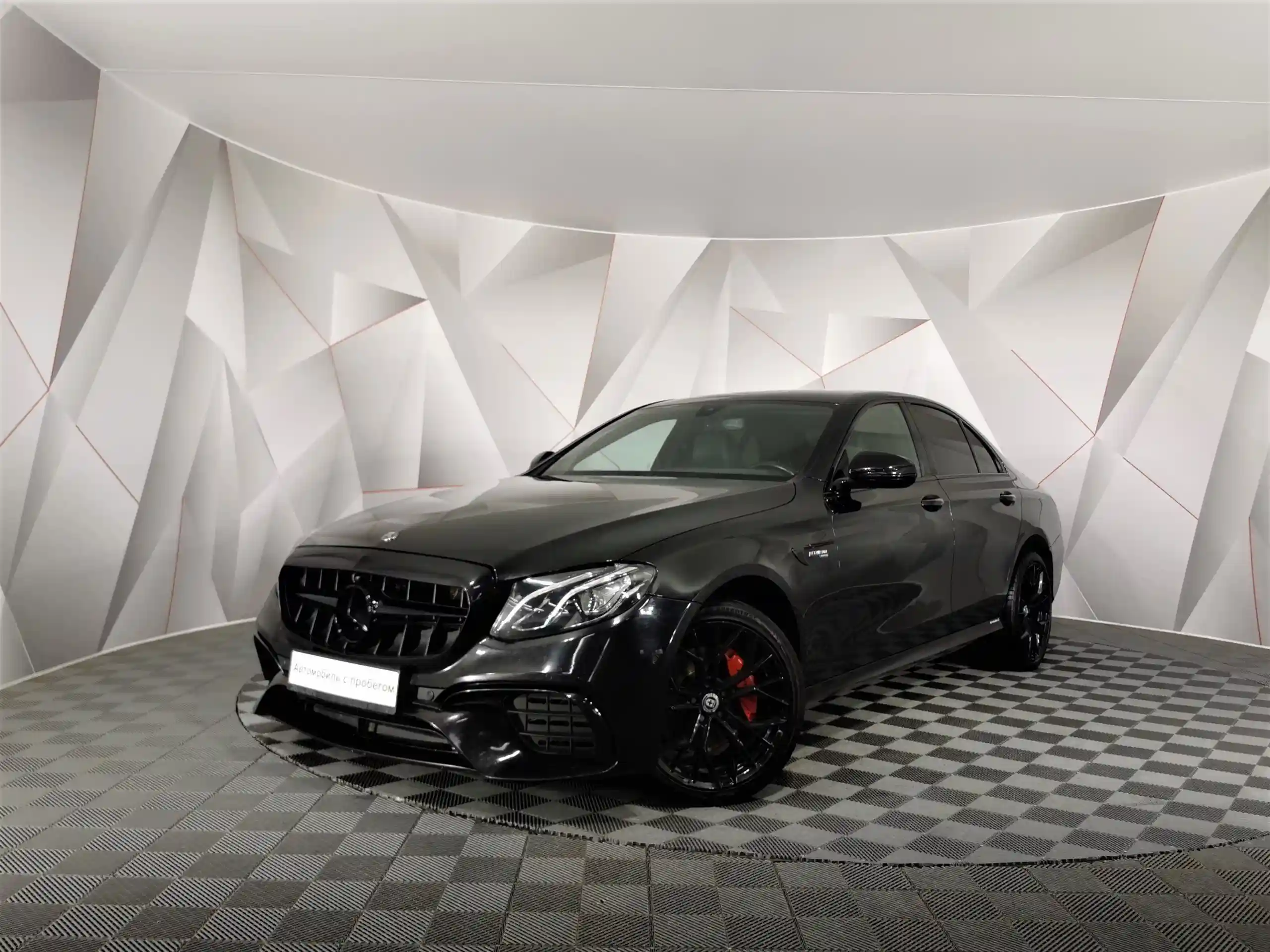 Mercedes-Benz E-Класс 2019