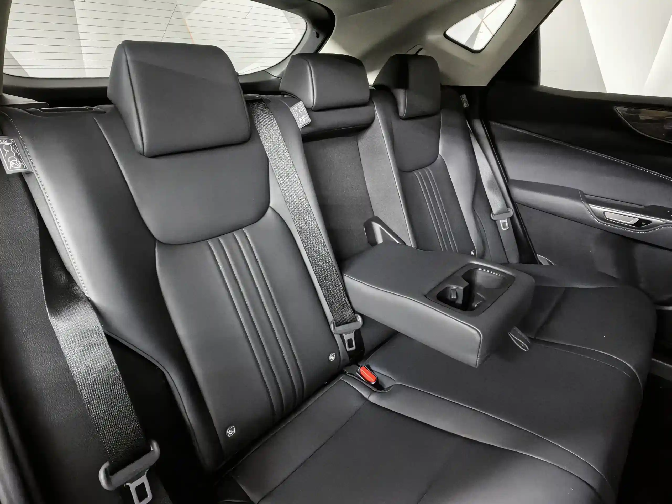 Lexus NX 2021