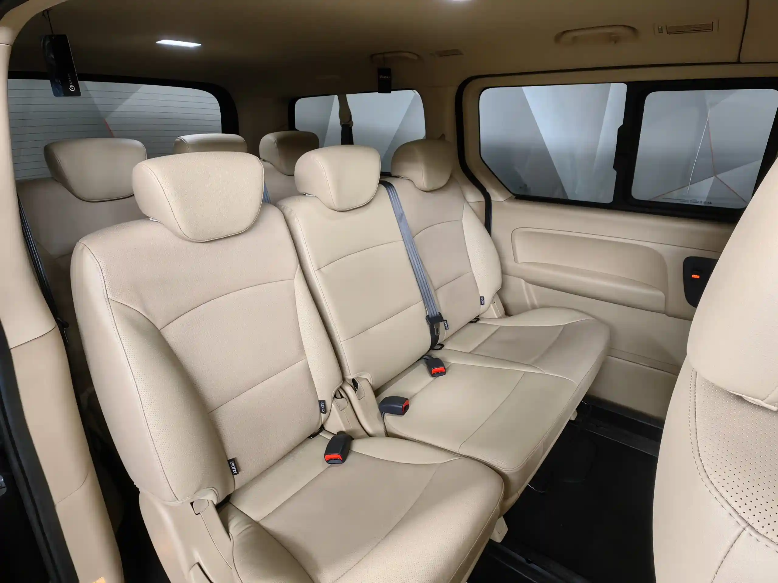 Hyundai H-1 2021