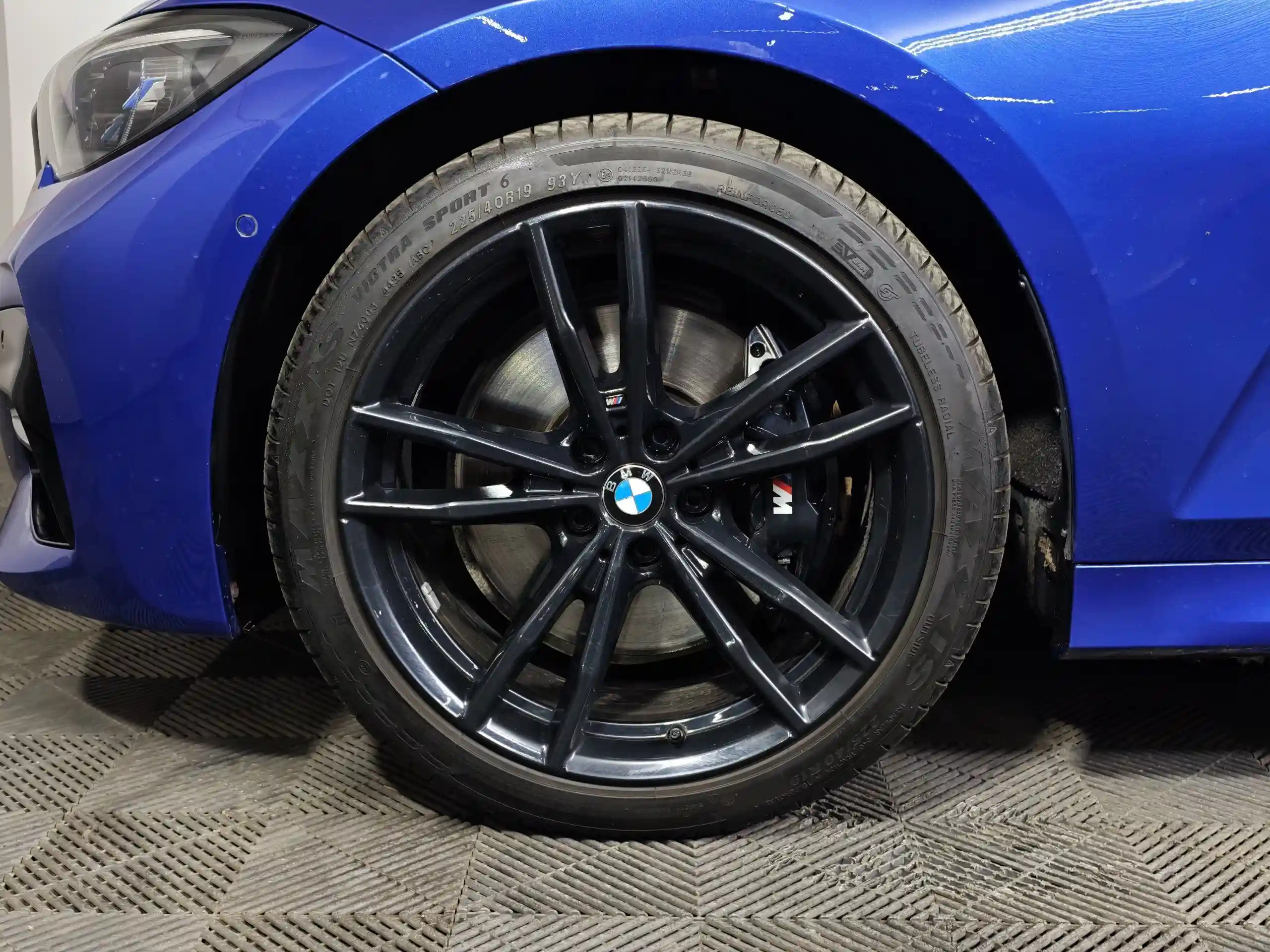 BMW 3 серия 2021