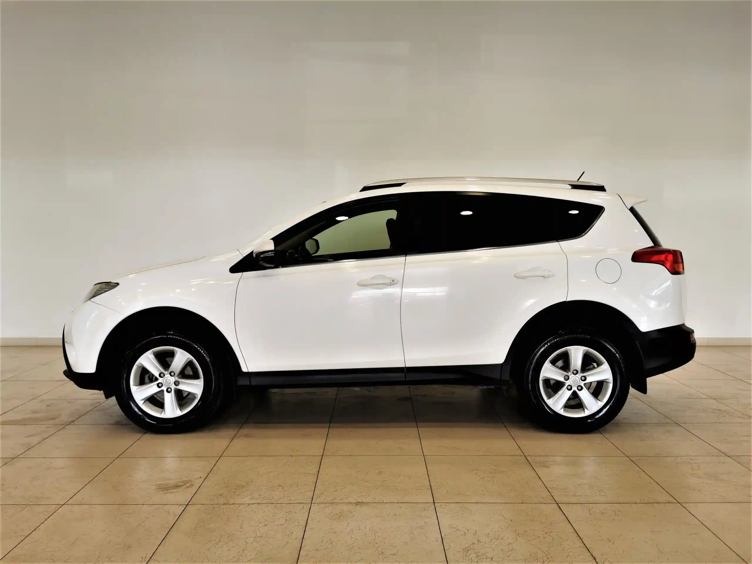 Toyota RAV4 2014