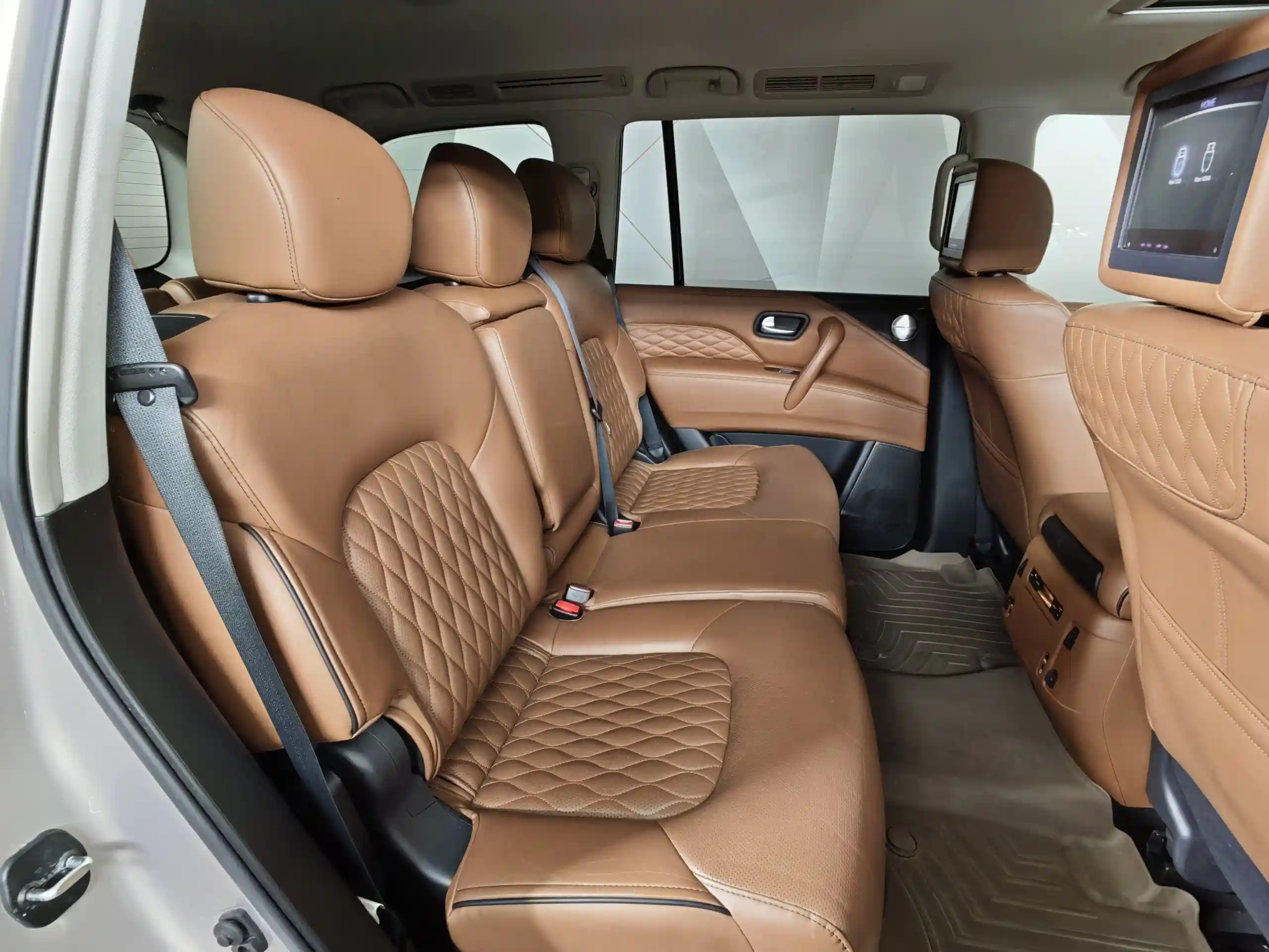Infiniti QX80 2020