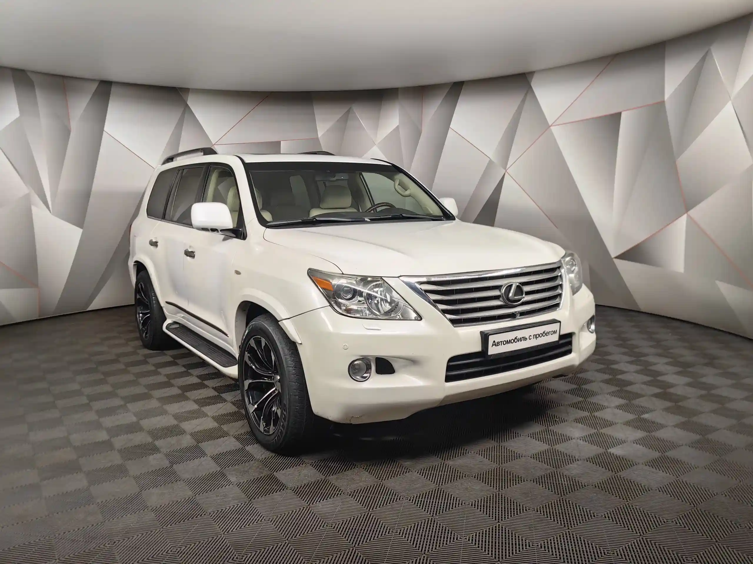 Lexus LX 2011