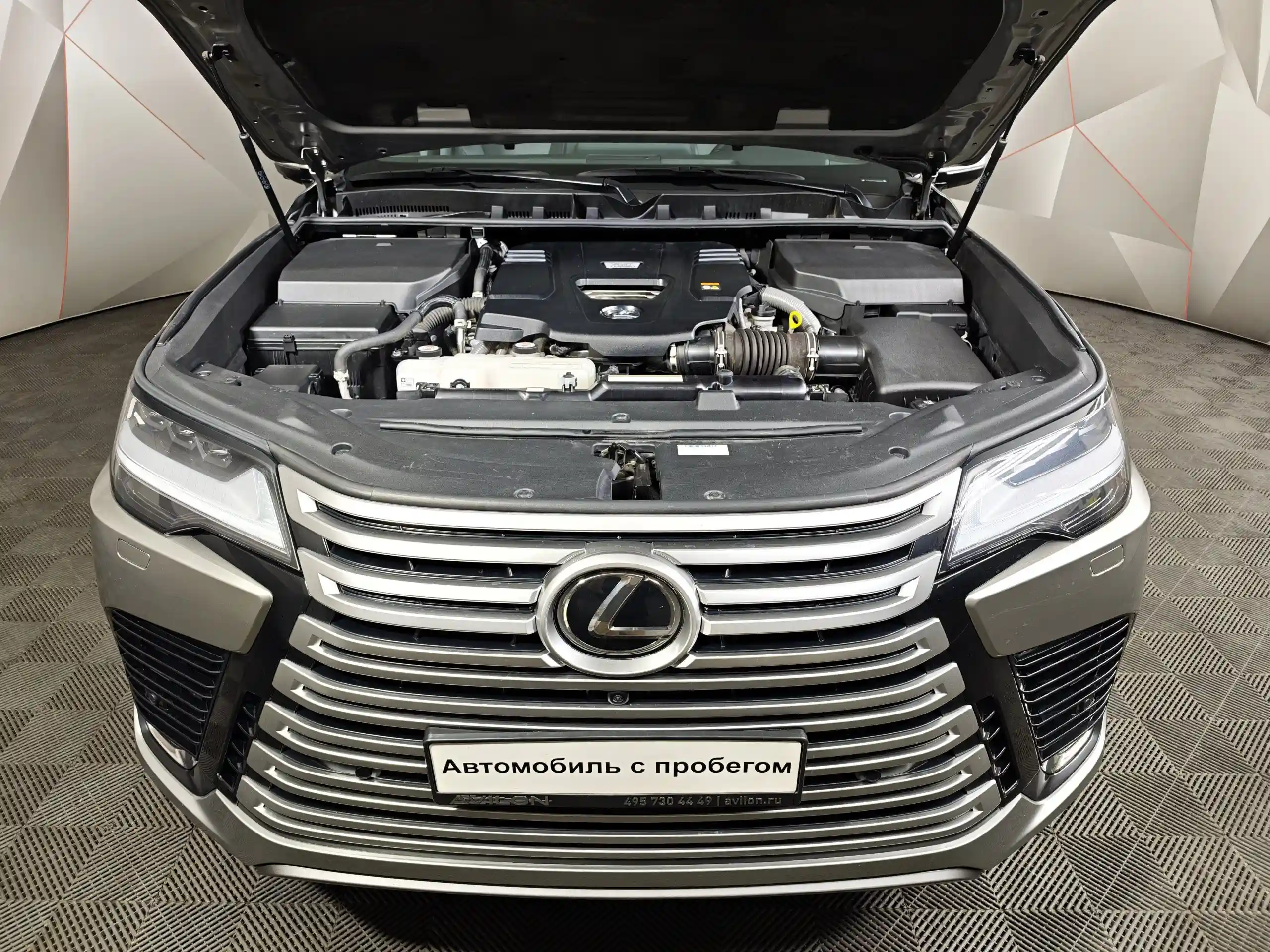 Lexus LX 2022