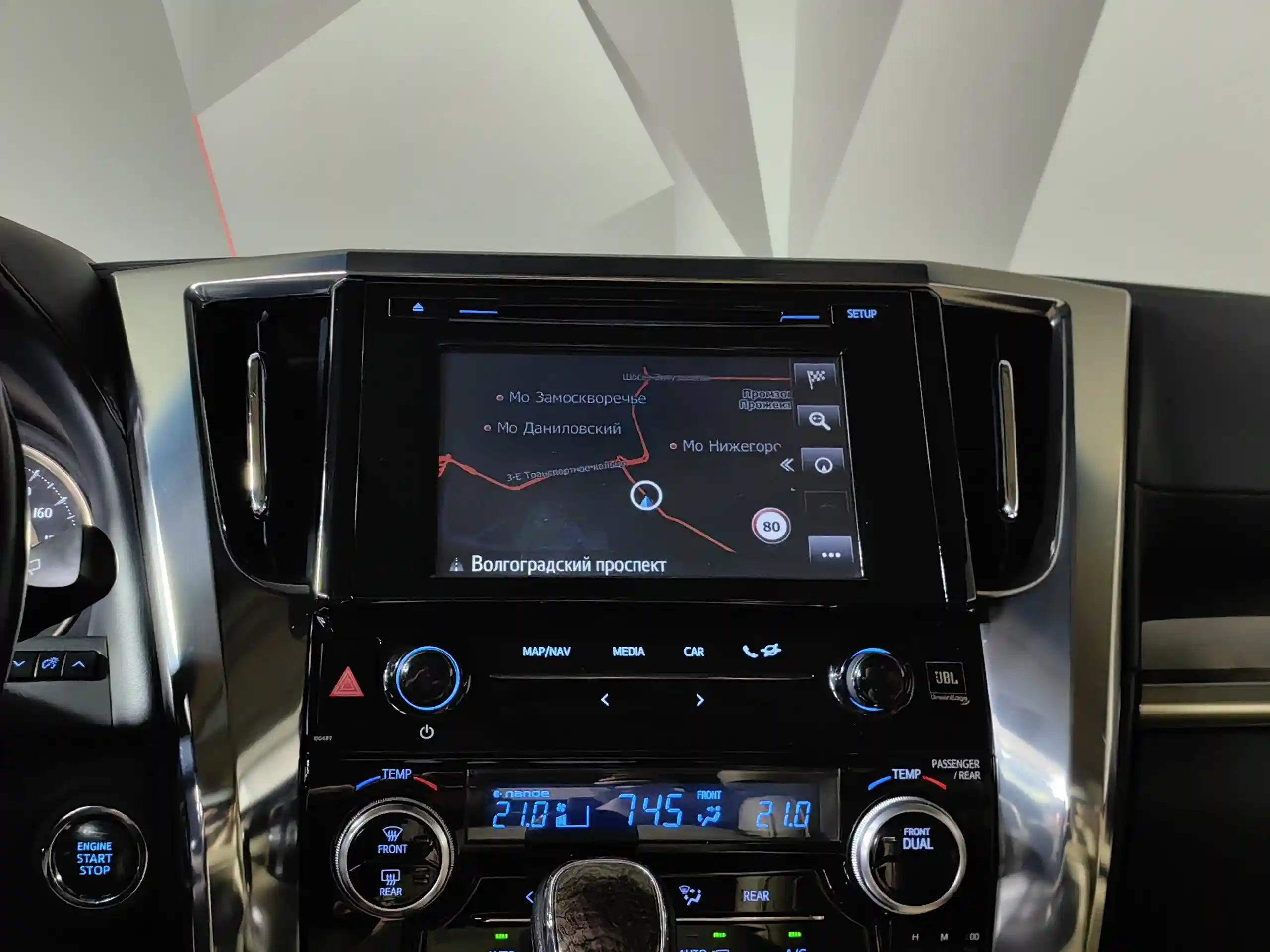 Toyota Alphard 2019