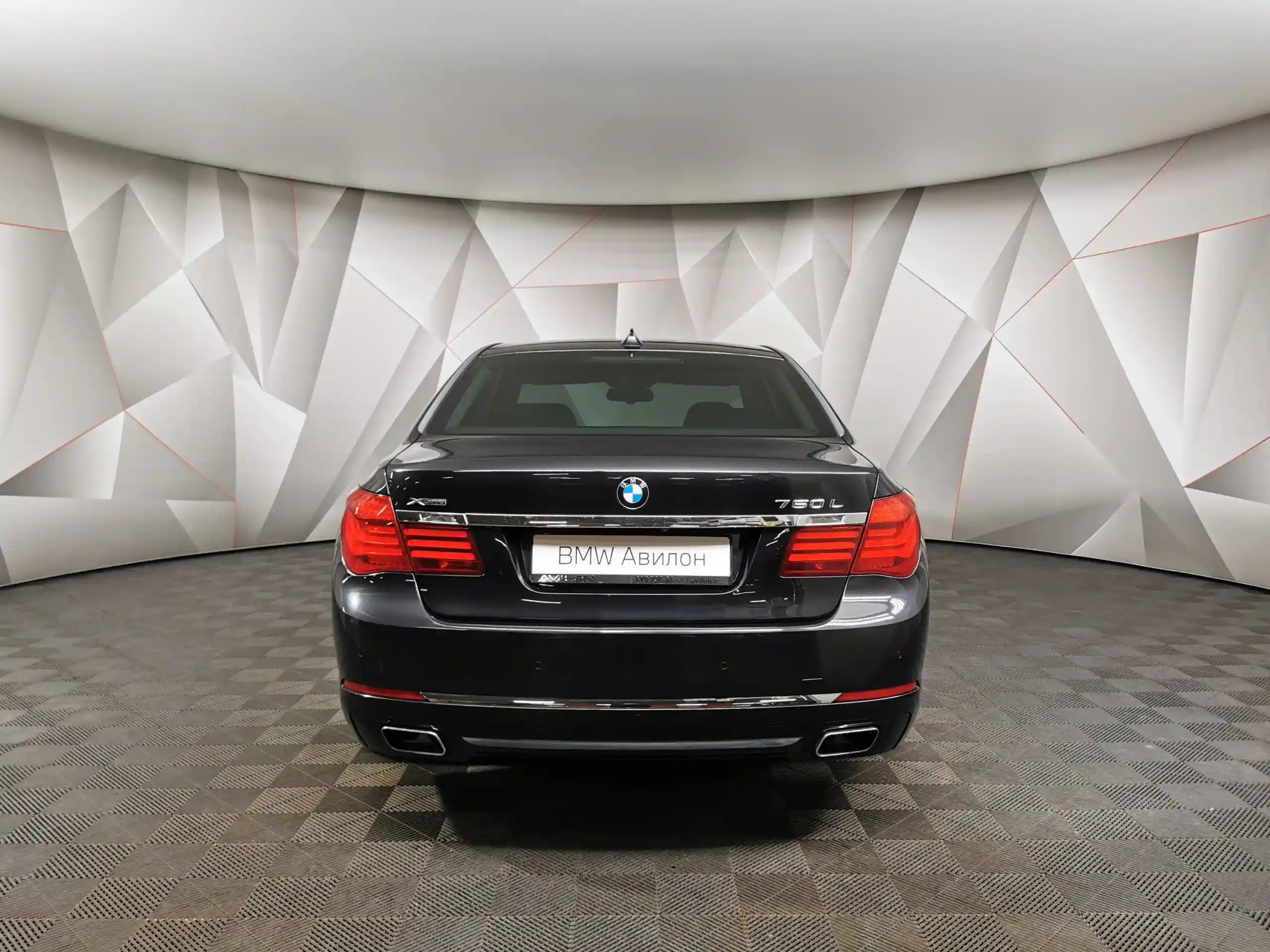 BMW 7 серия 2013