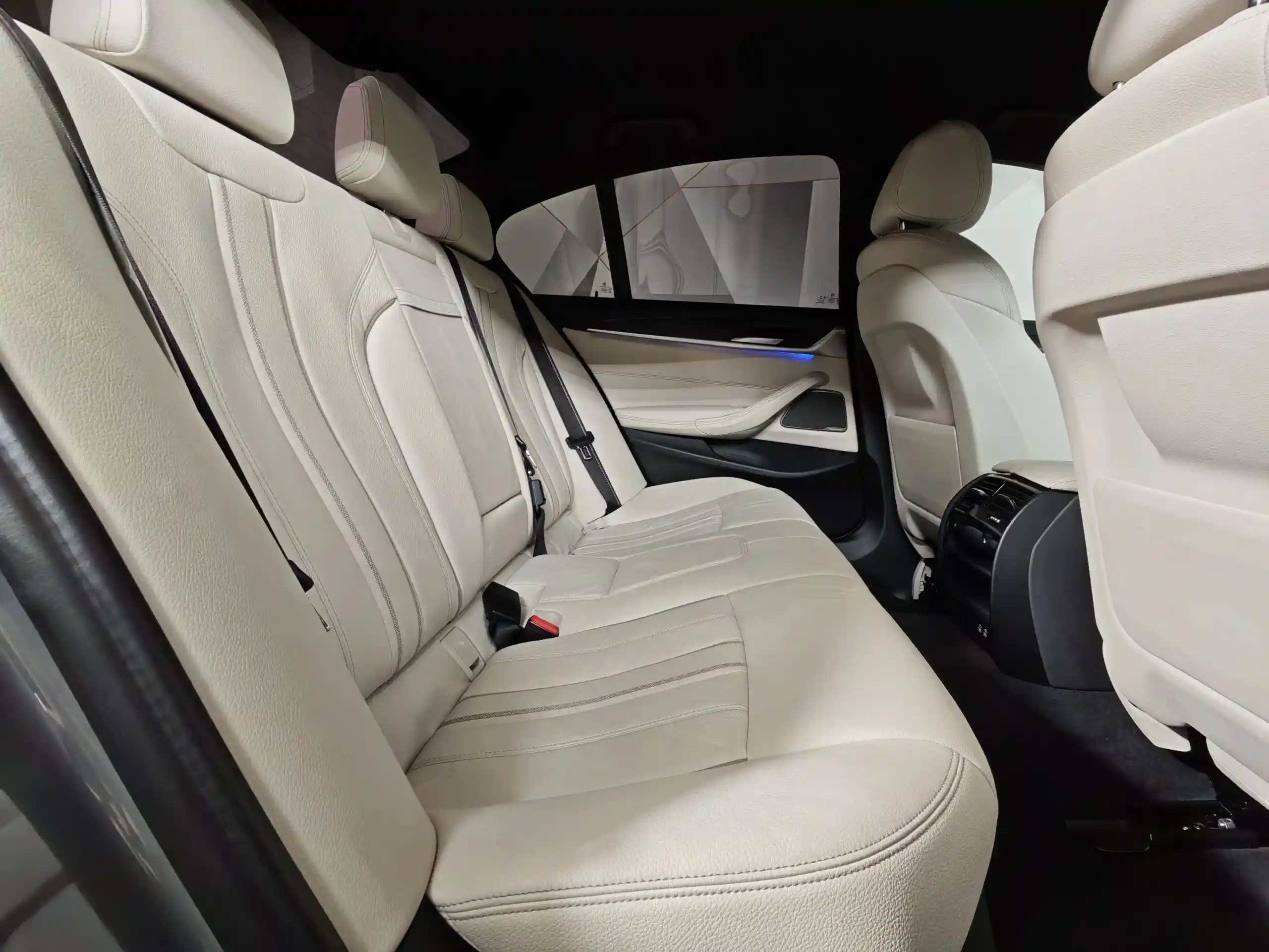 BMW 5 серия 2022