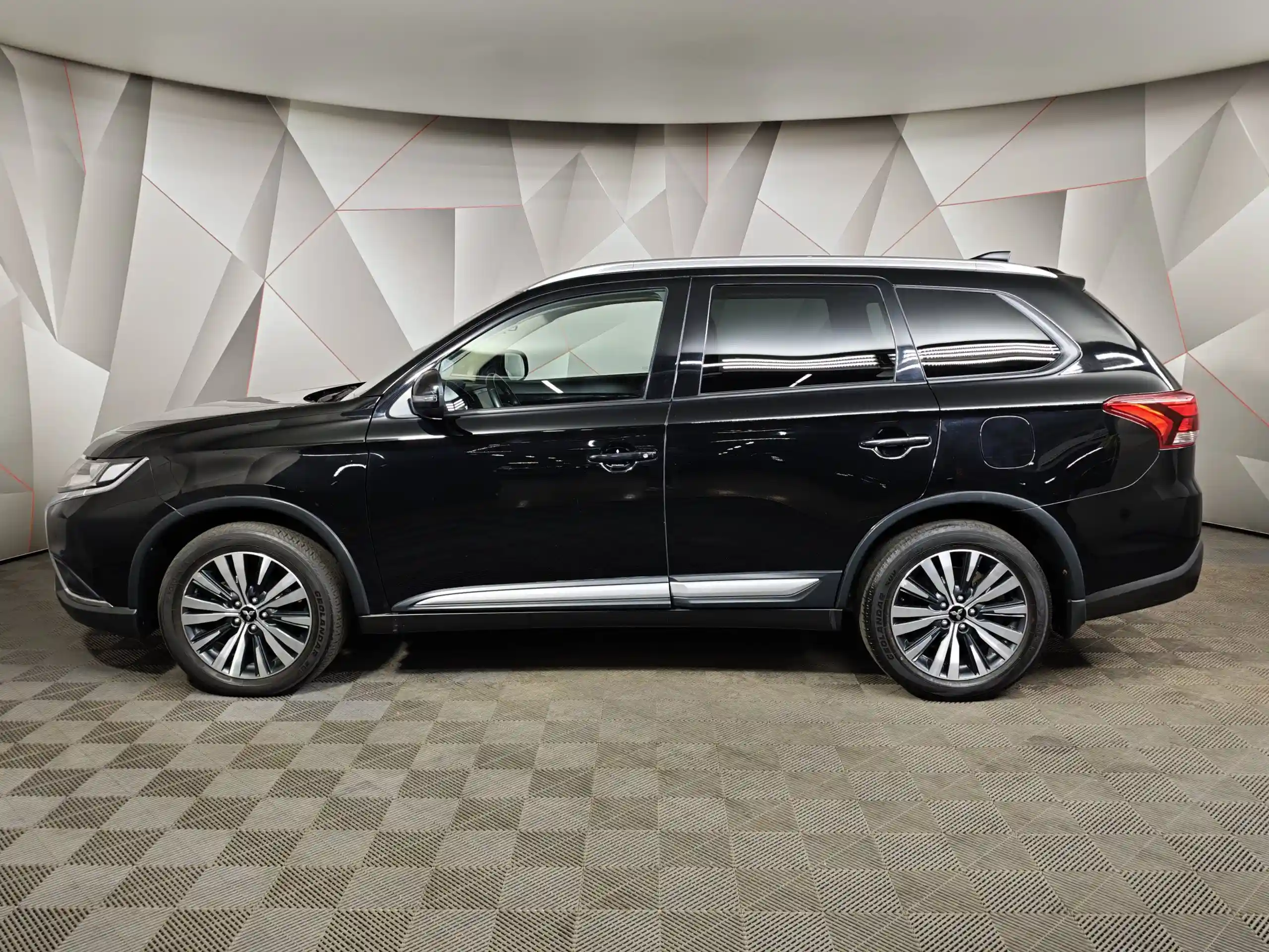 Mitsubishi Outlander 2019