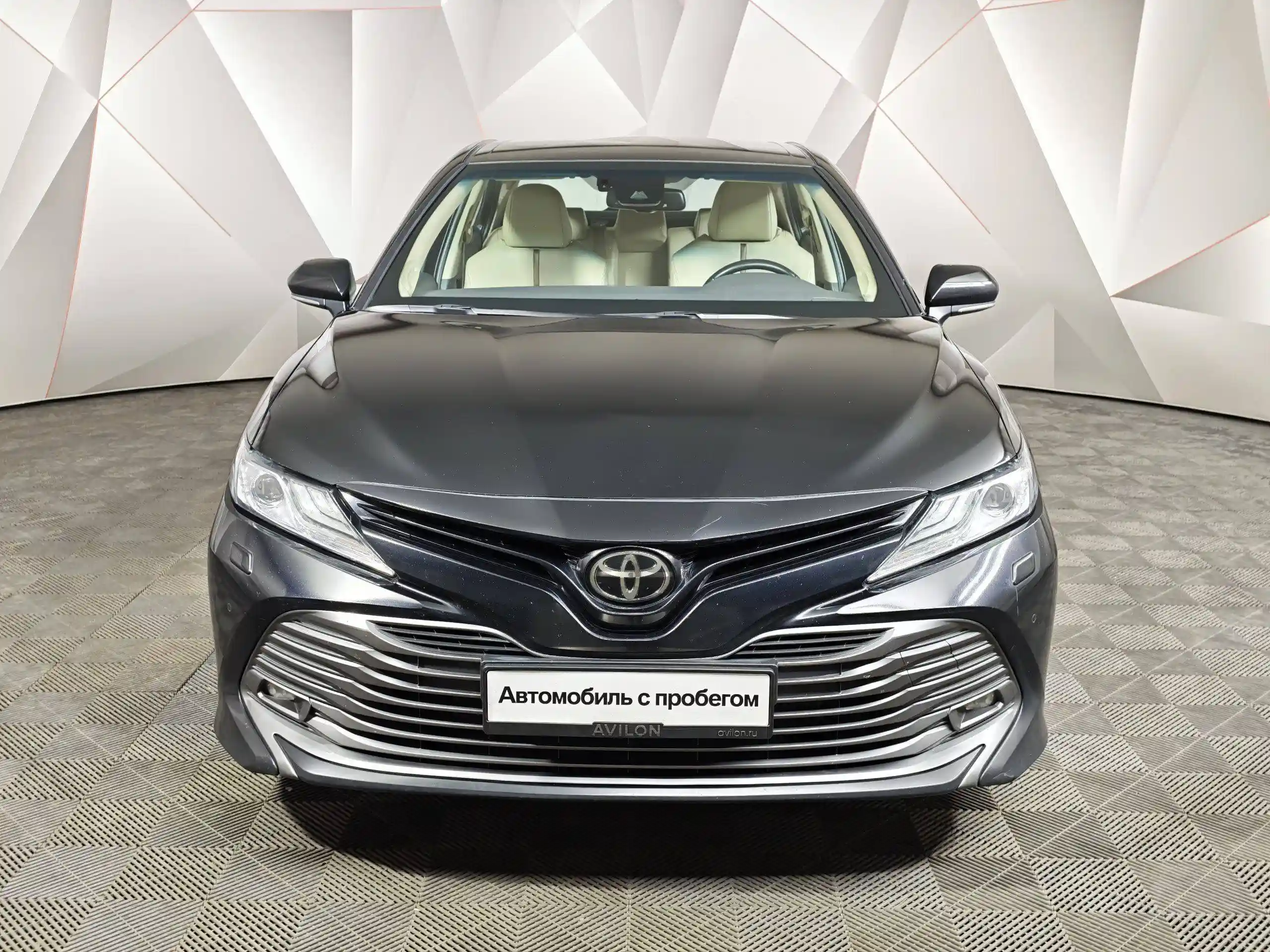Toyota Camry 2021
