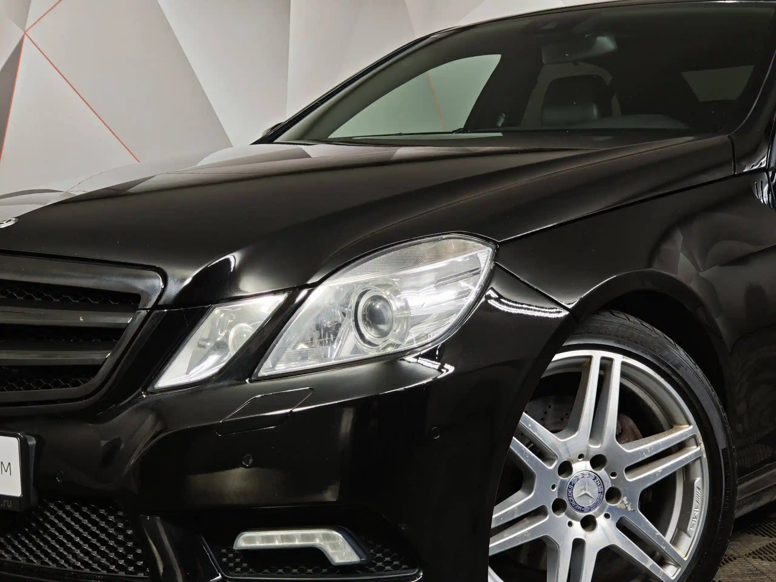 Mercedes-Benz E-Класс 2011