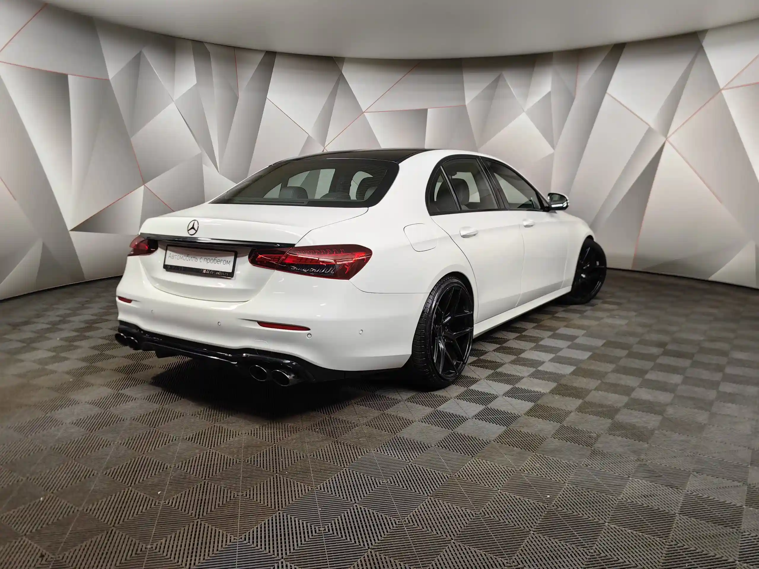 Mercedes-Benz E-Класс 2021