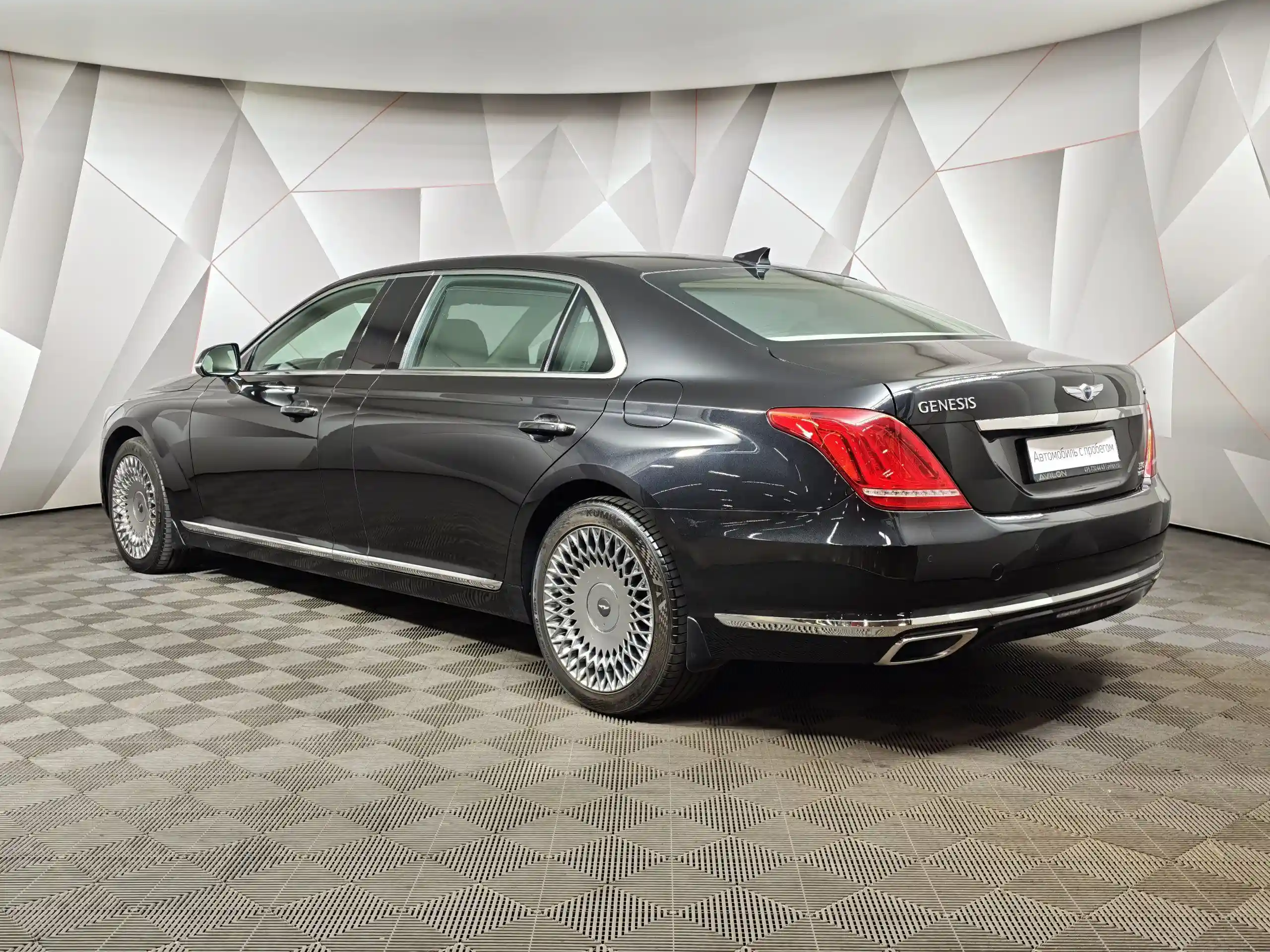 Genesis G90 2018