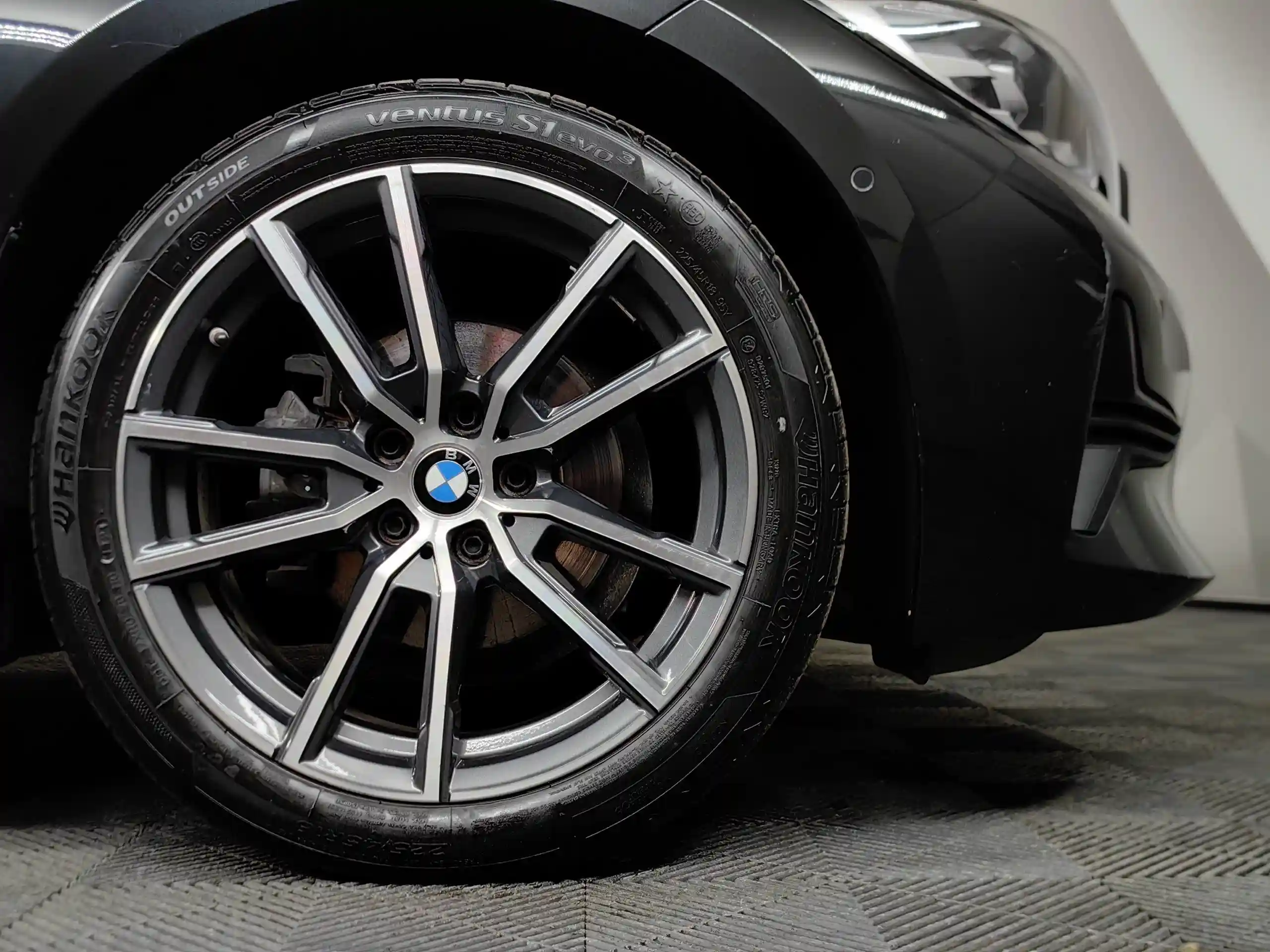 BMW 3 серия 2021