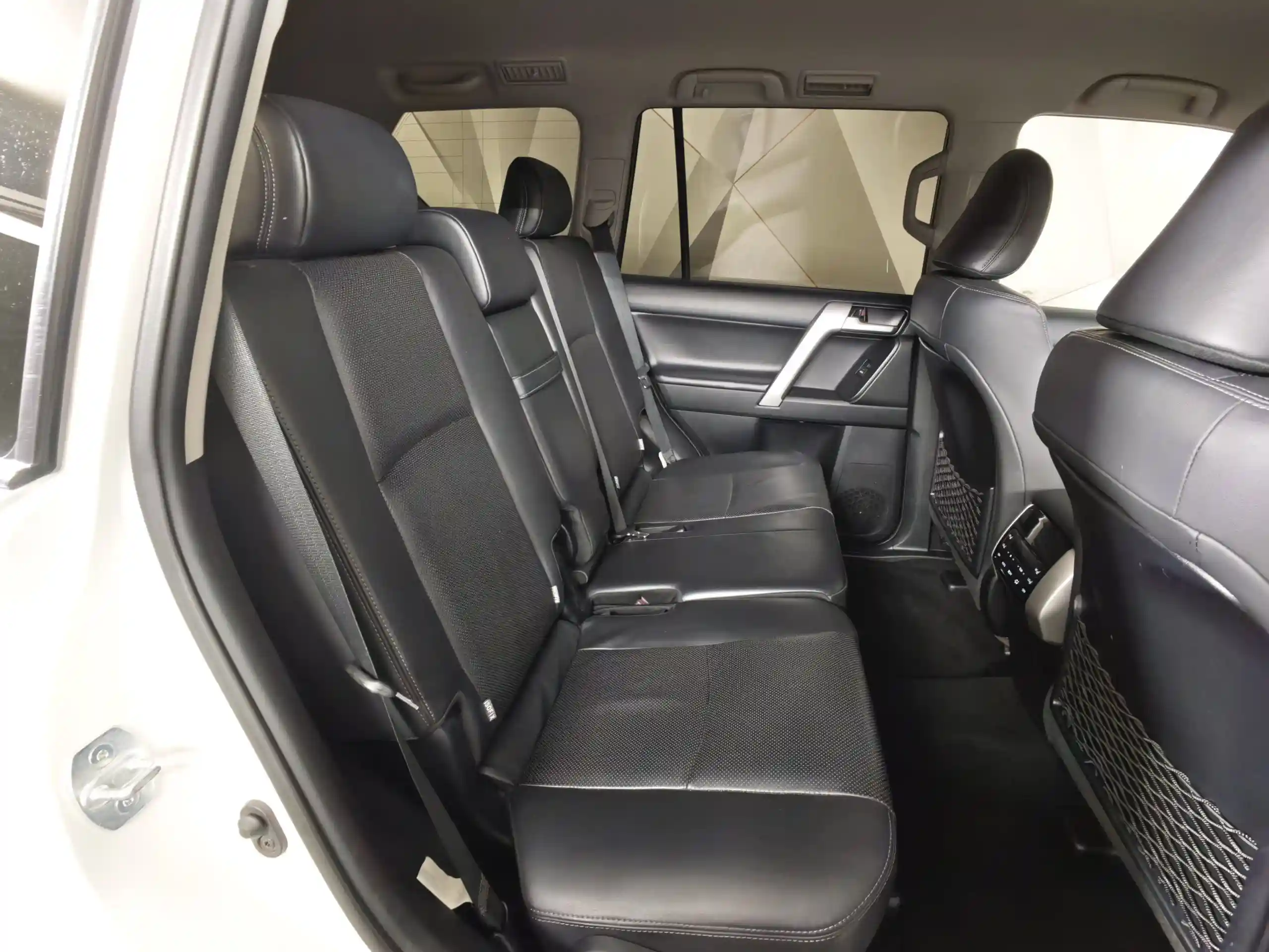 Toyota Land Cruiser Prado 2019