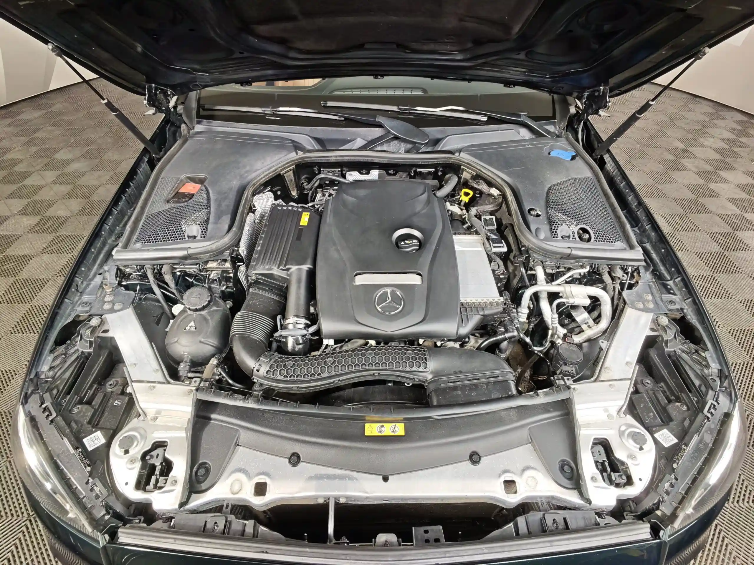 Mercedes-Benz E-Класс 2018