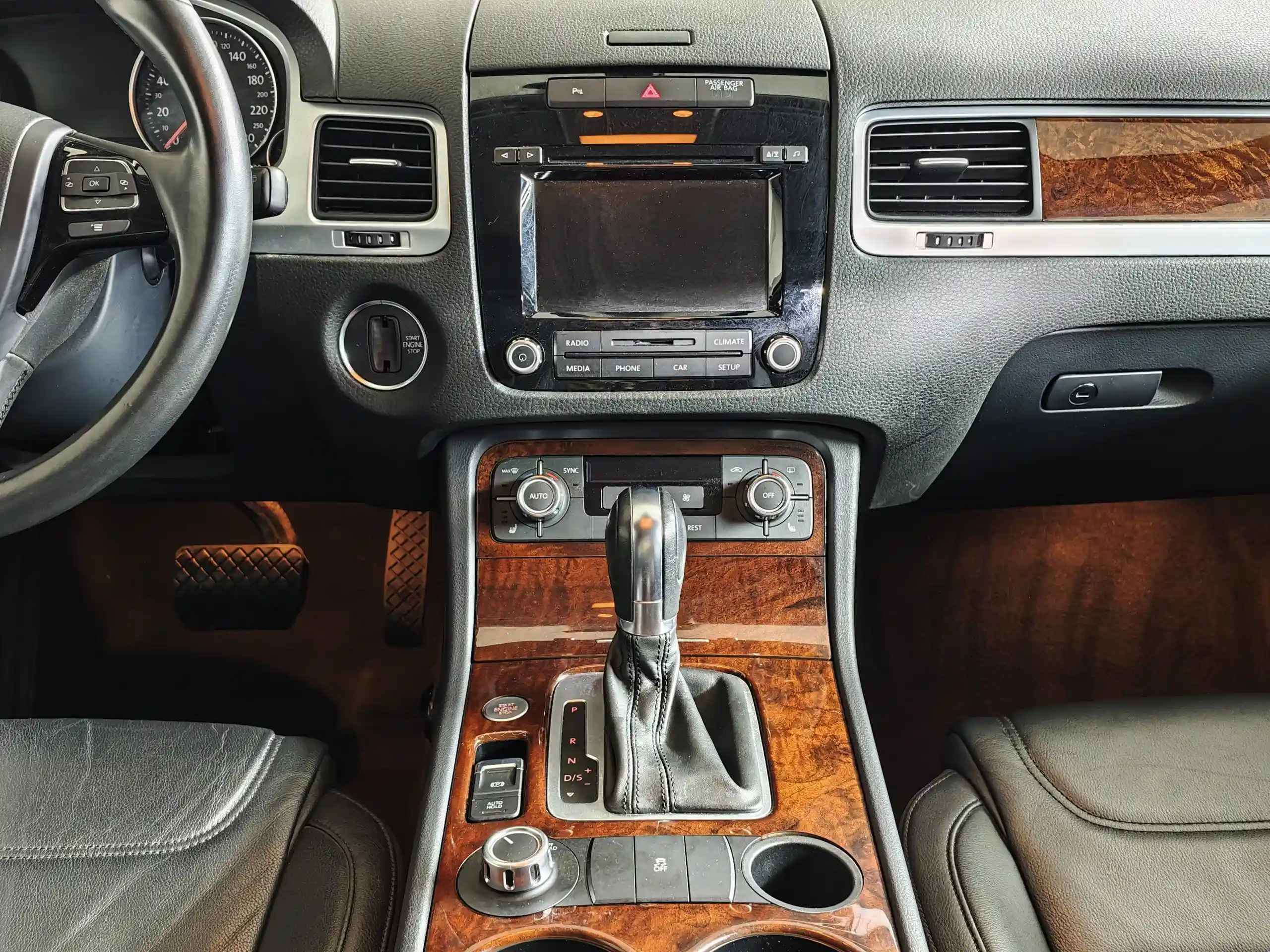 Volkswagen Touareg 2012