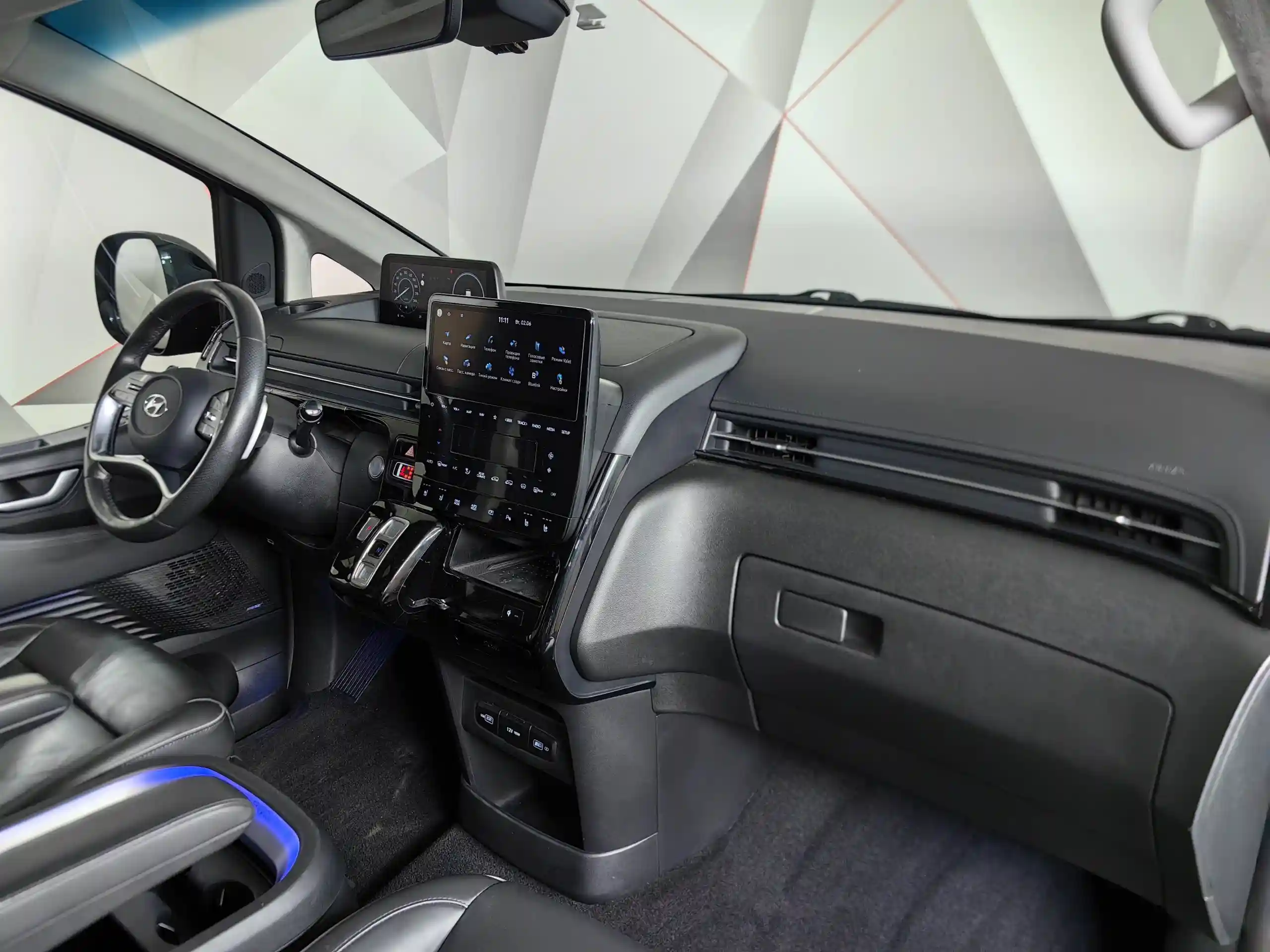 Hyundai Staria 2021