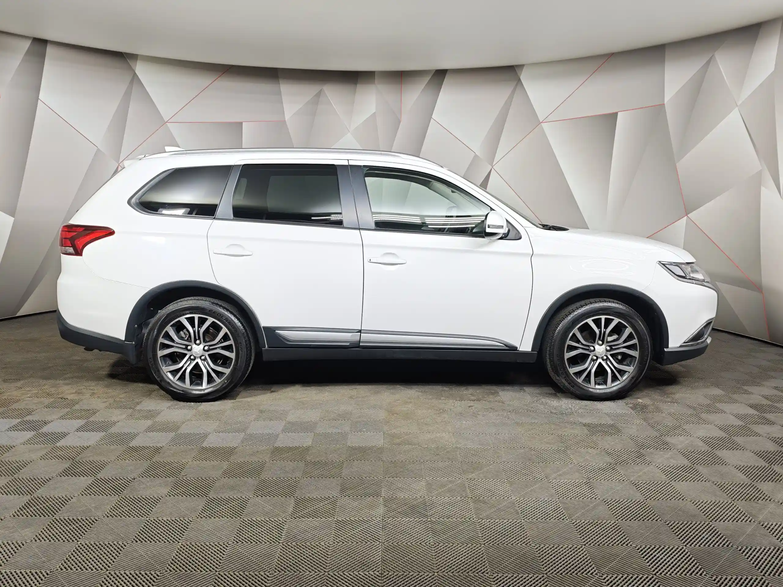 Mitsubishi Outlander 2018