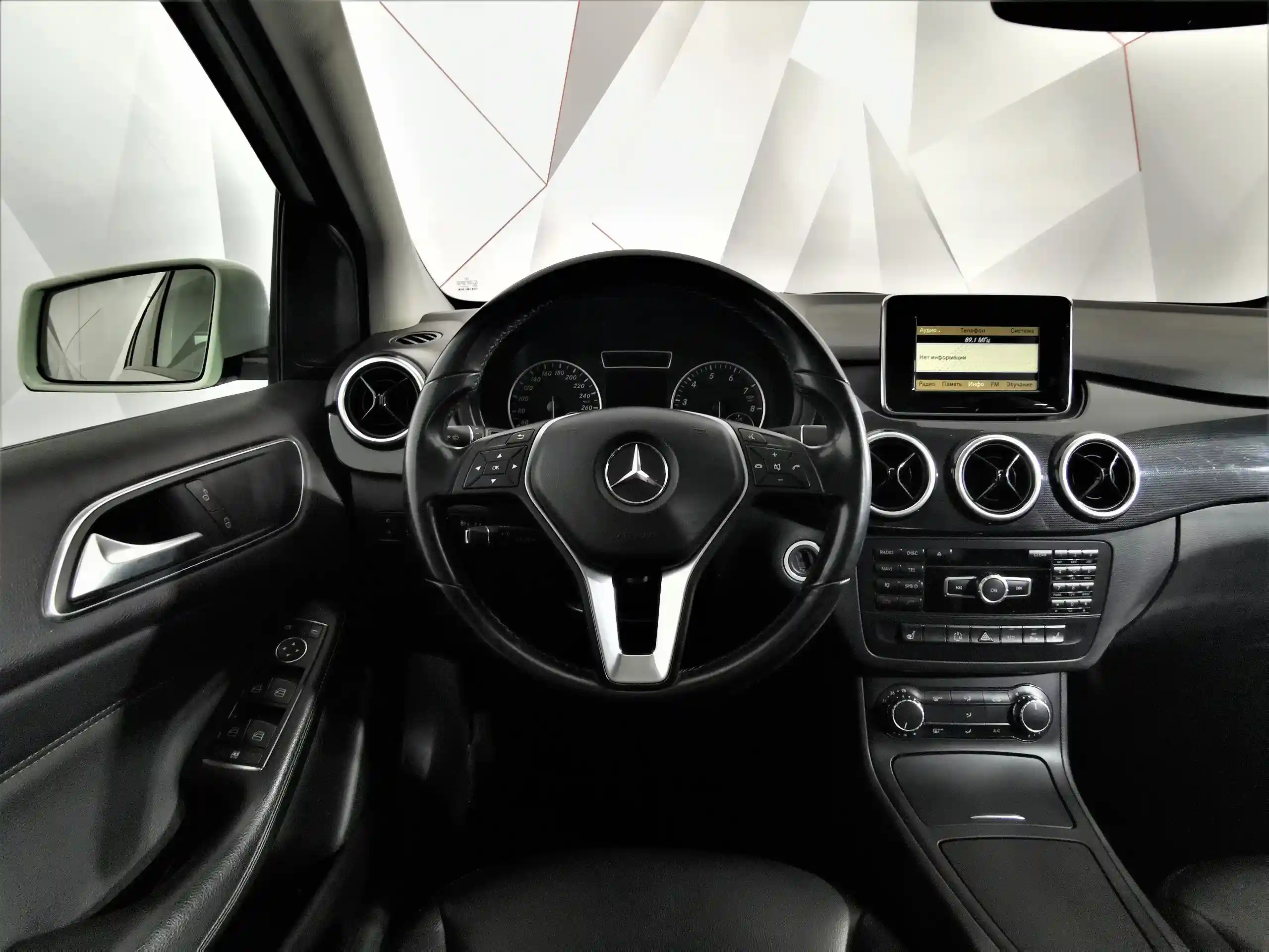 Mercedes-Benz B-Класс 2012