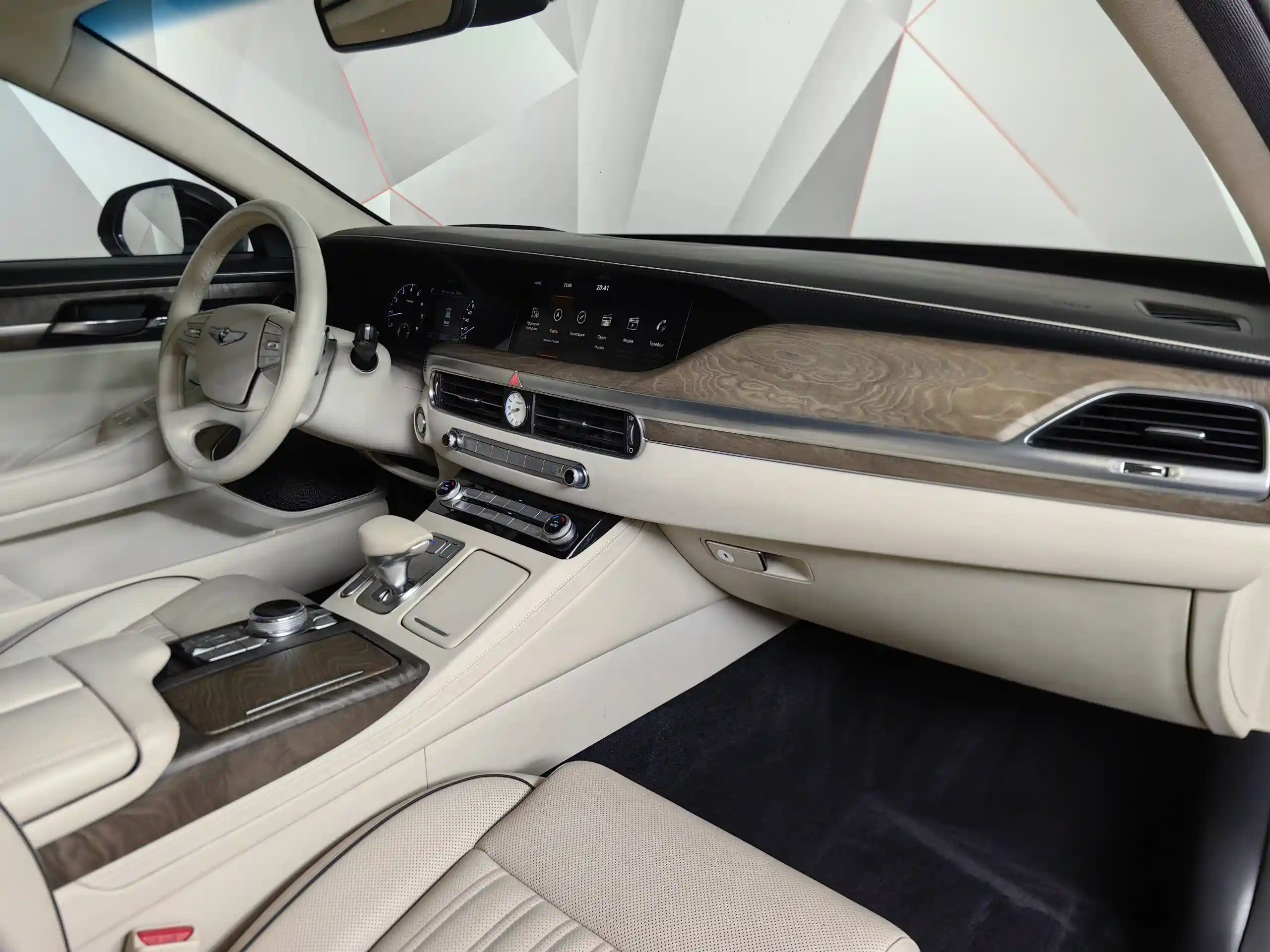 Genesis G90 2021