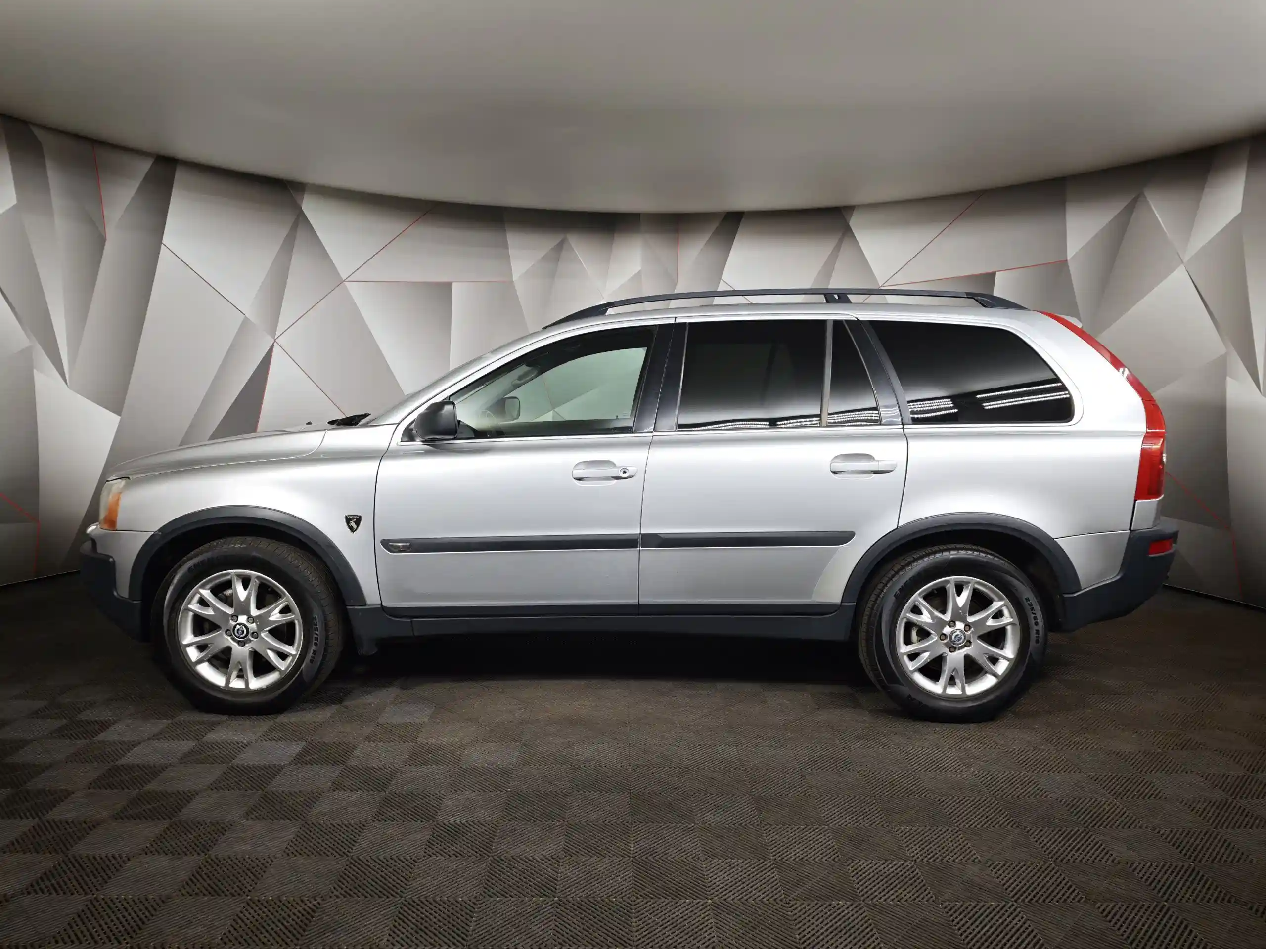Volvo XC90 2003