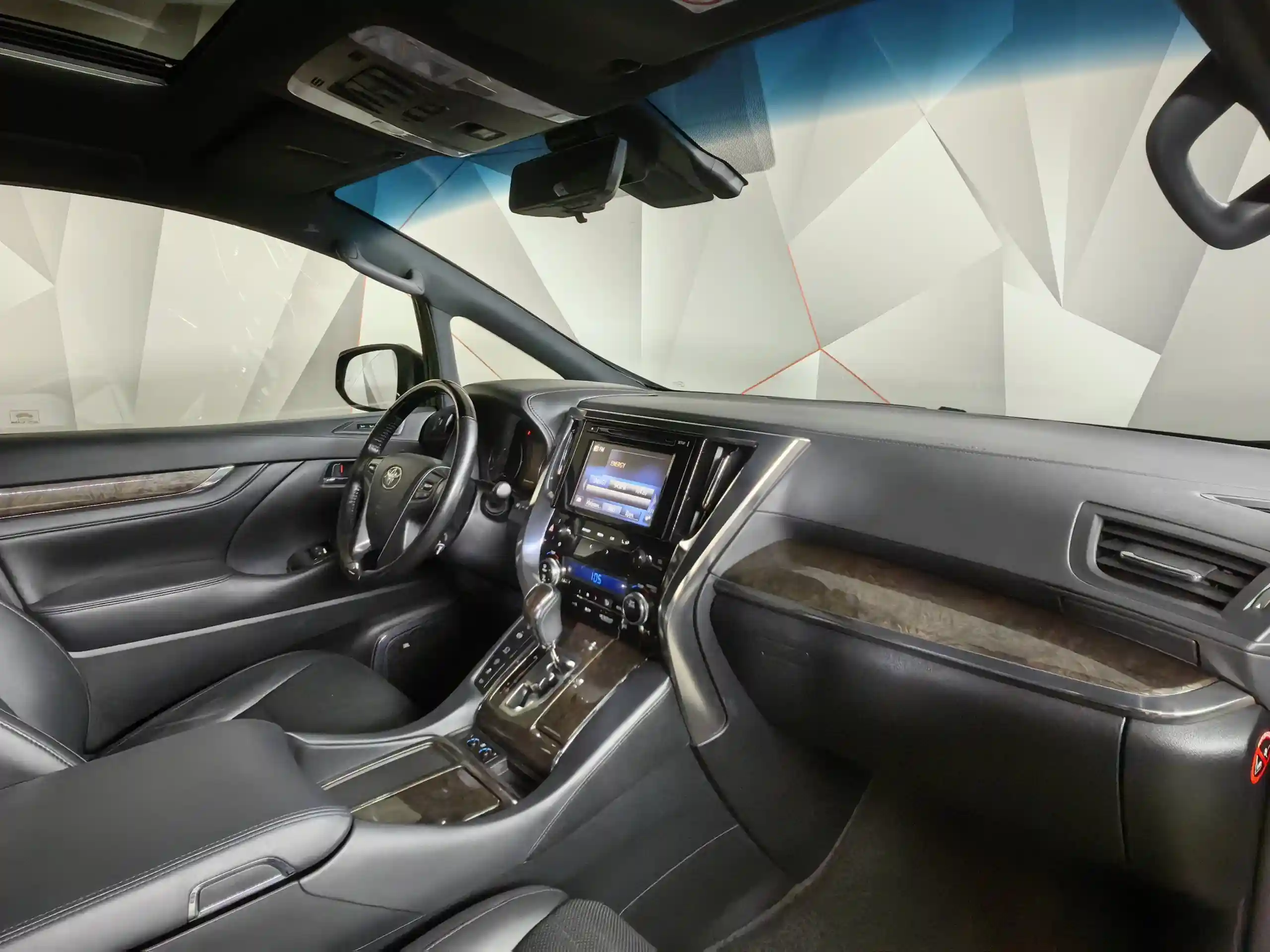 Toyota Alphard 2019