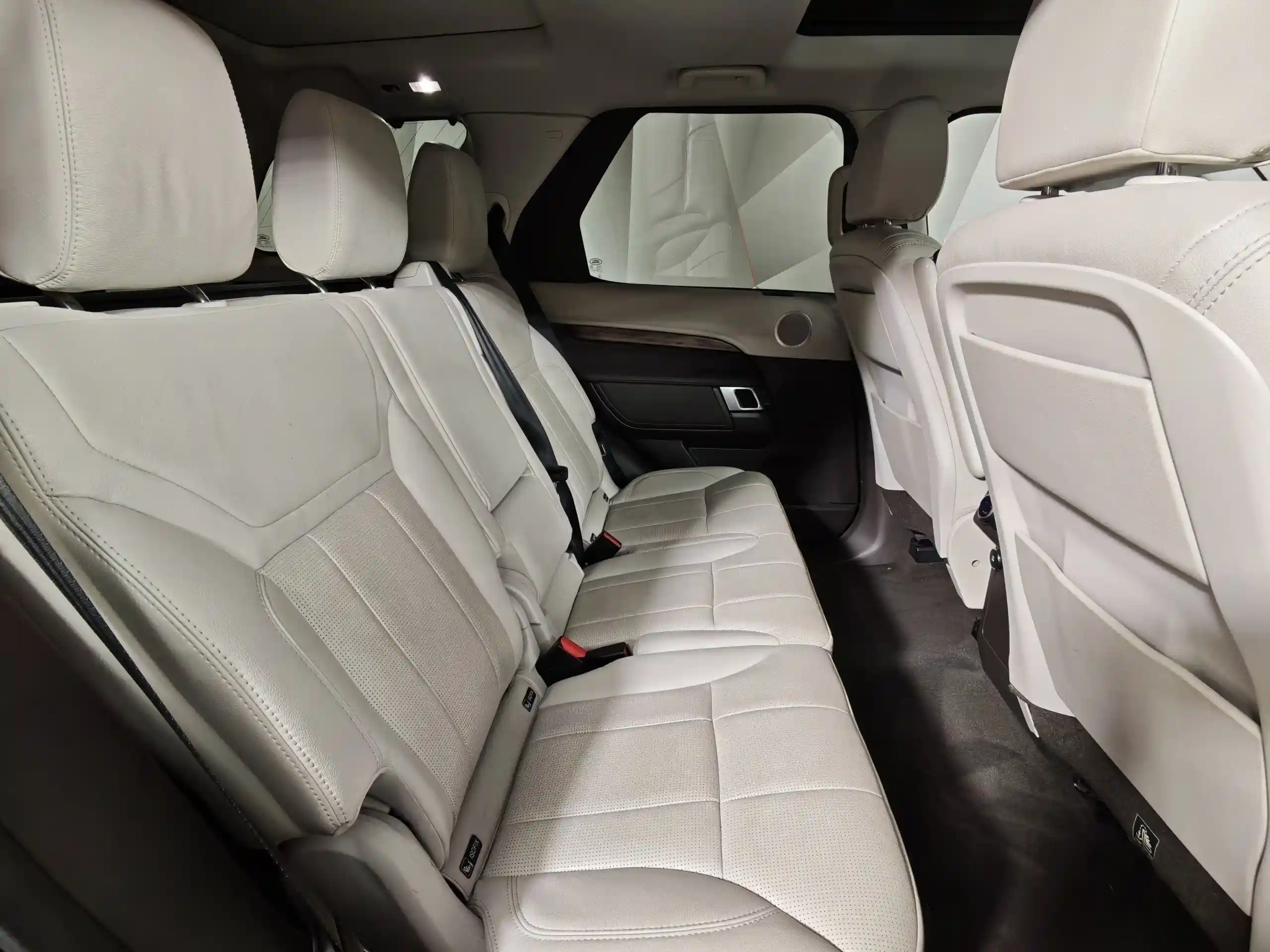 Land Rover Discovery 2018