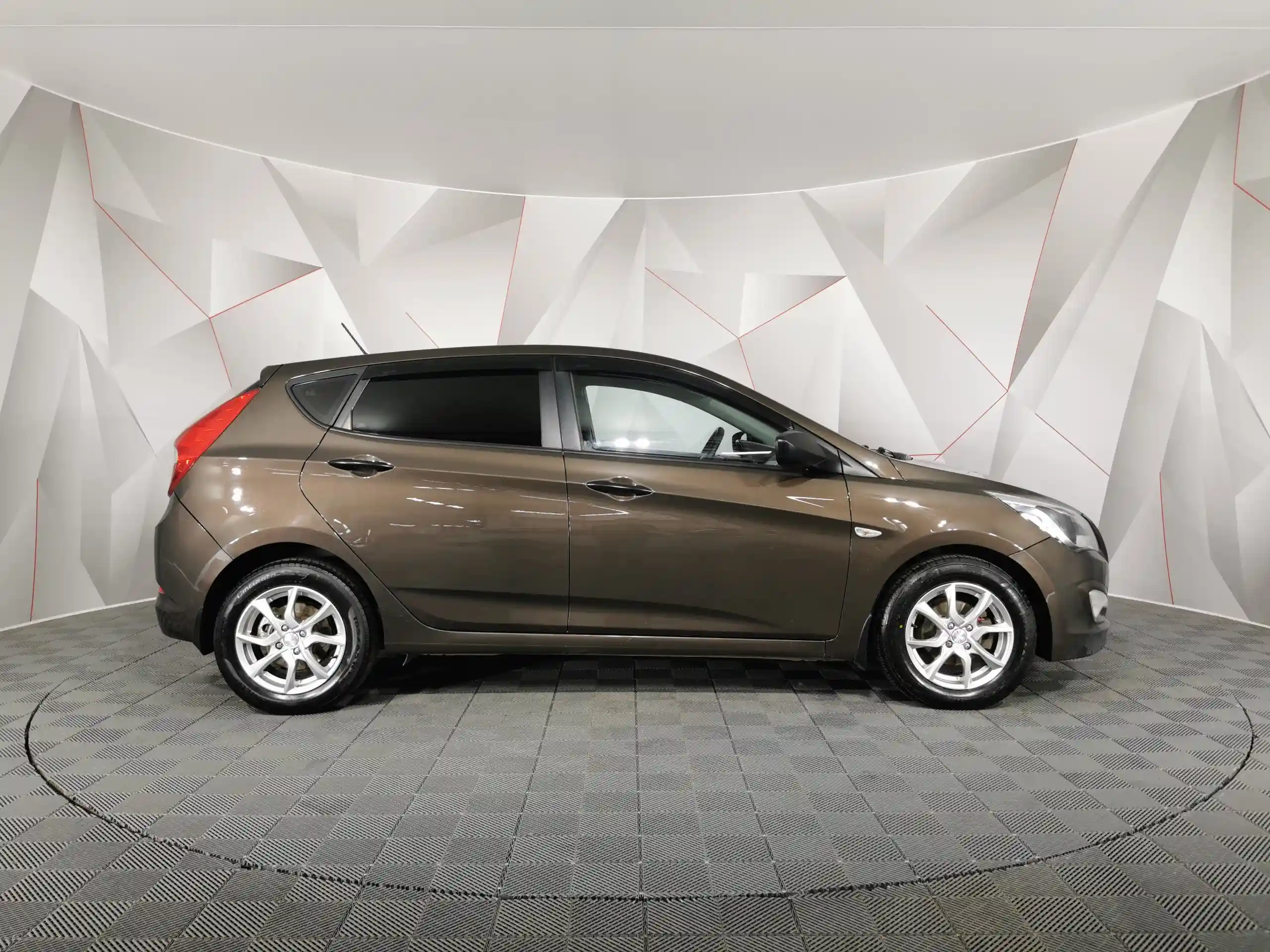 Hyundai Solaris 2015