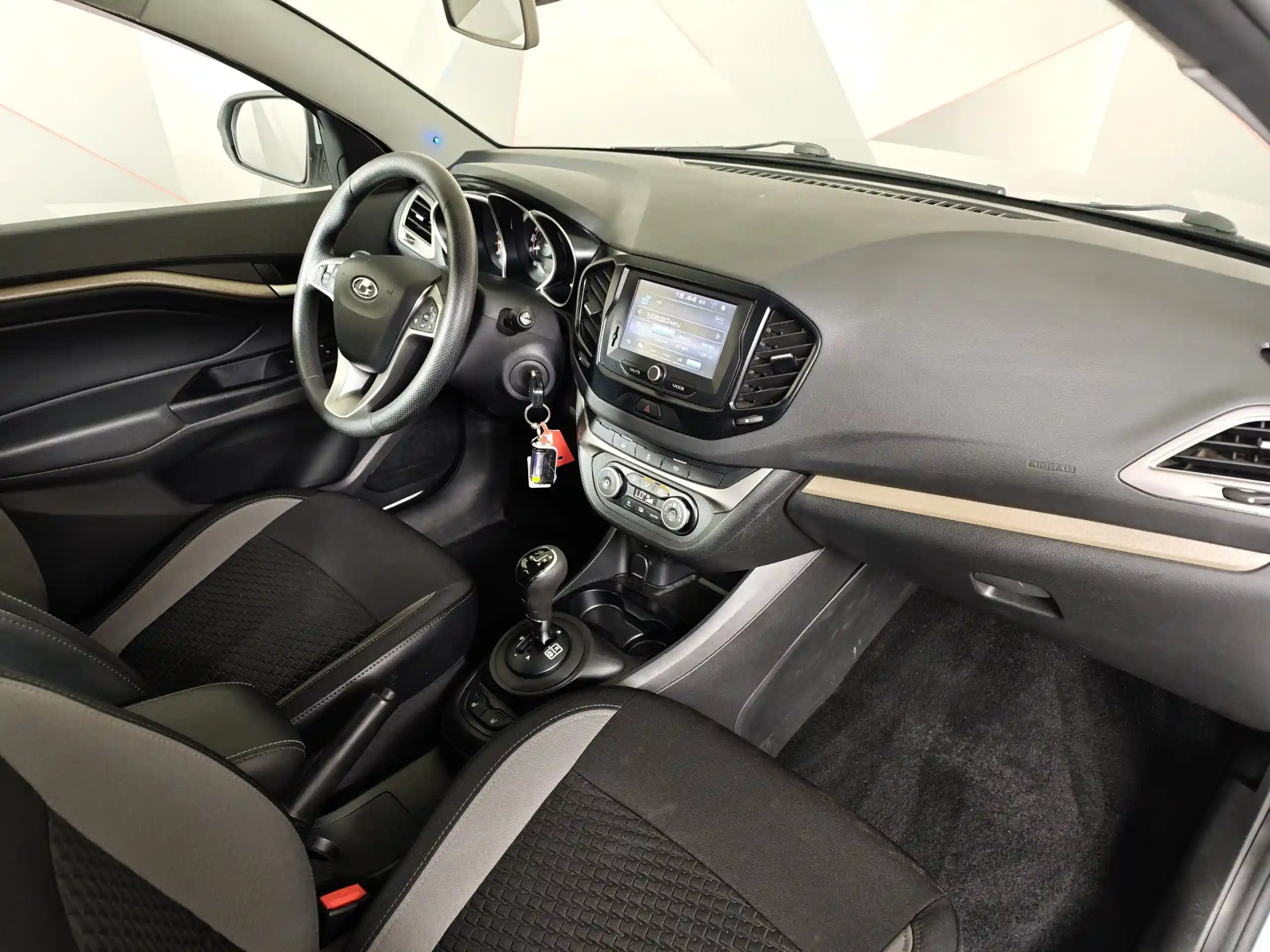 ВАЗ (Lada) Vesta 2017