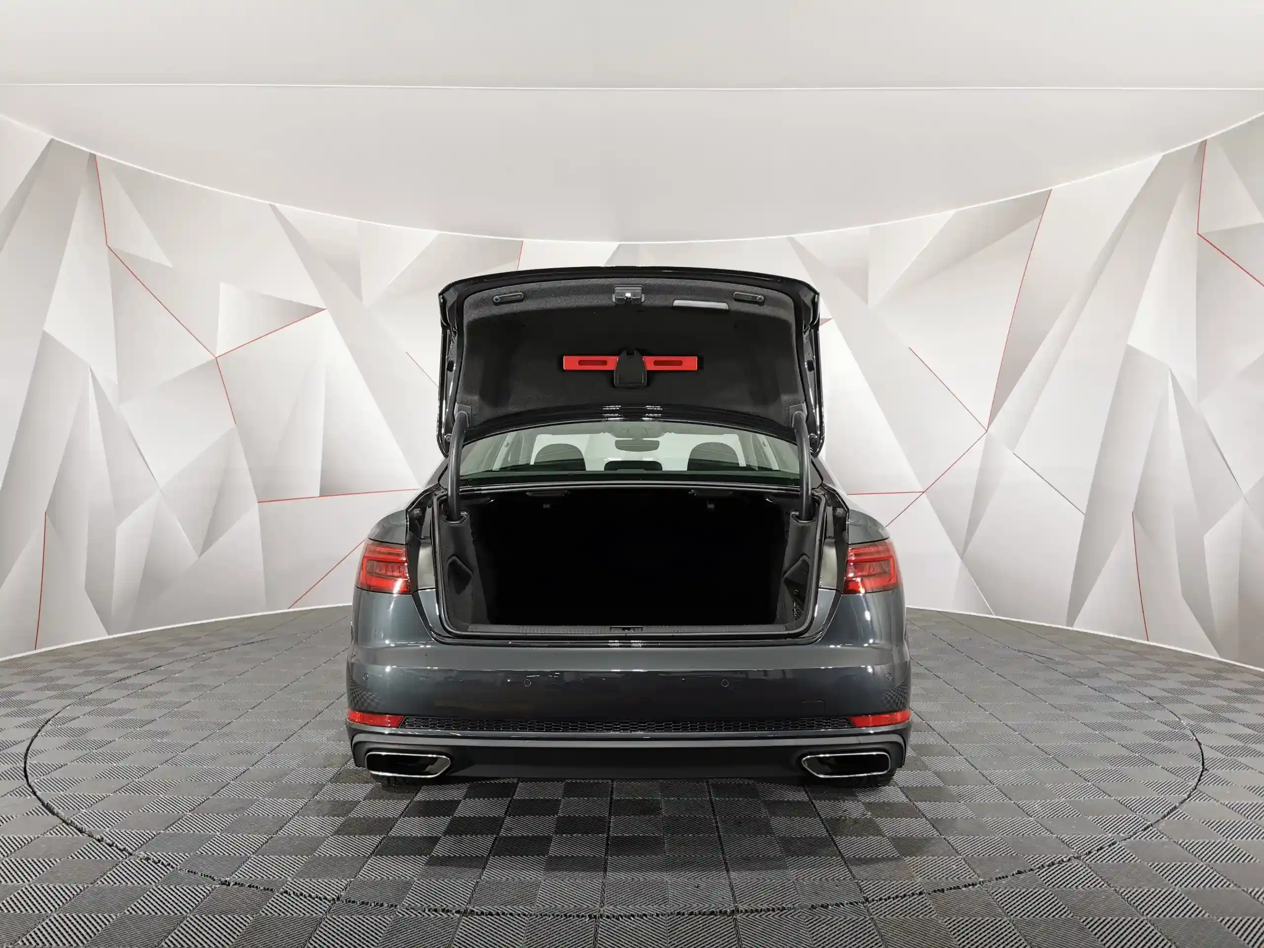 Audi A4 2019