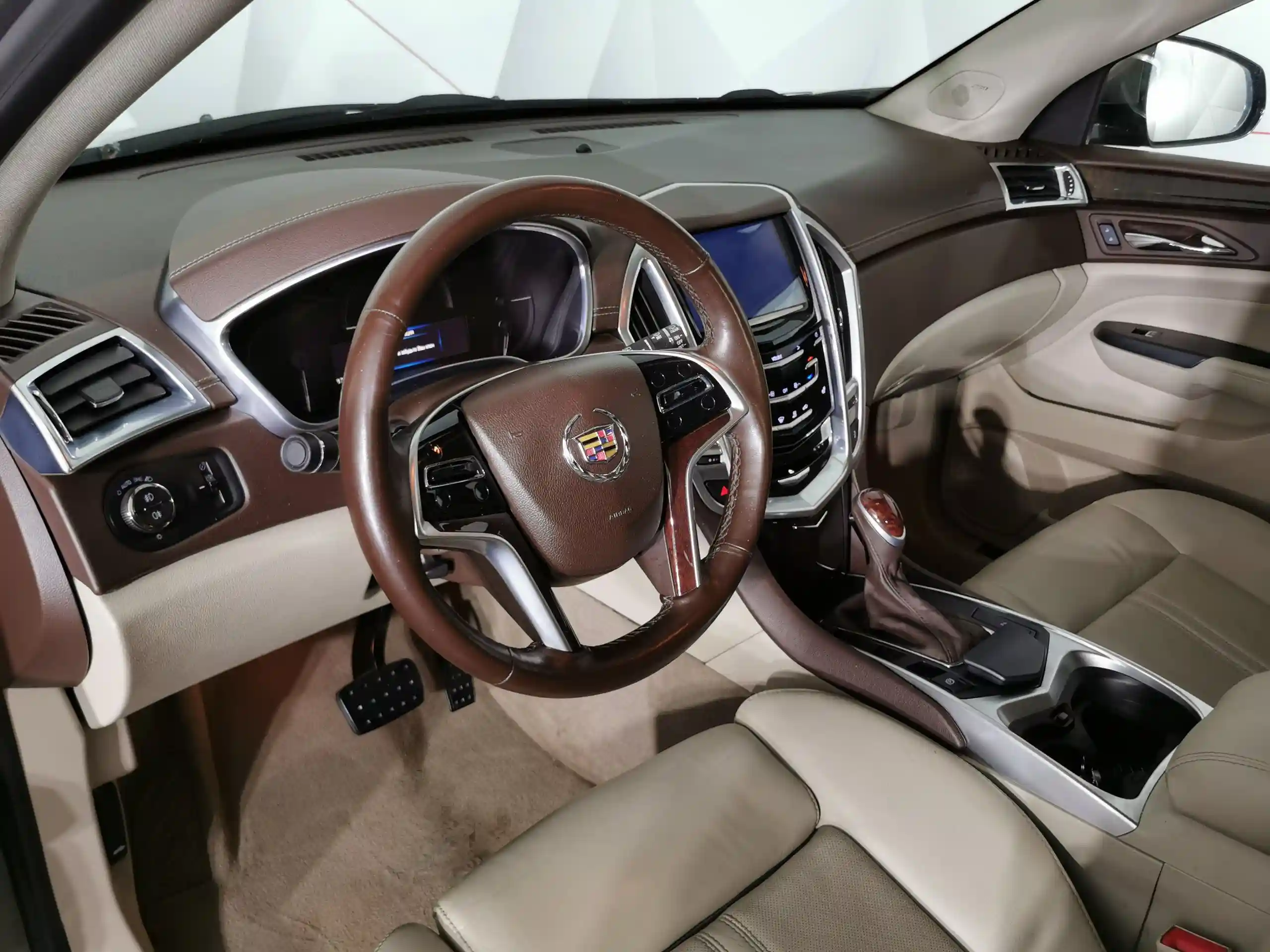 Cadillac SRX 2014