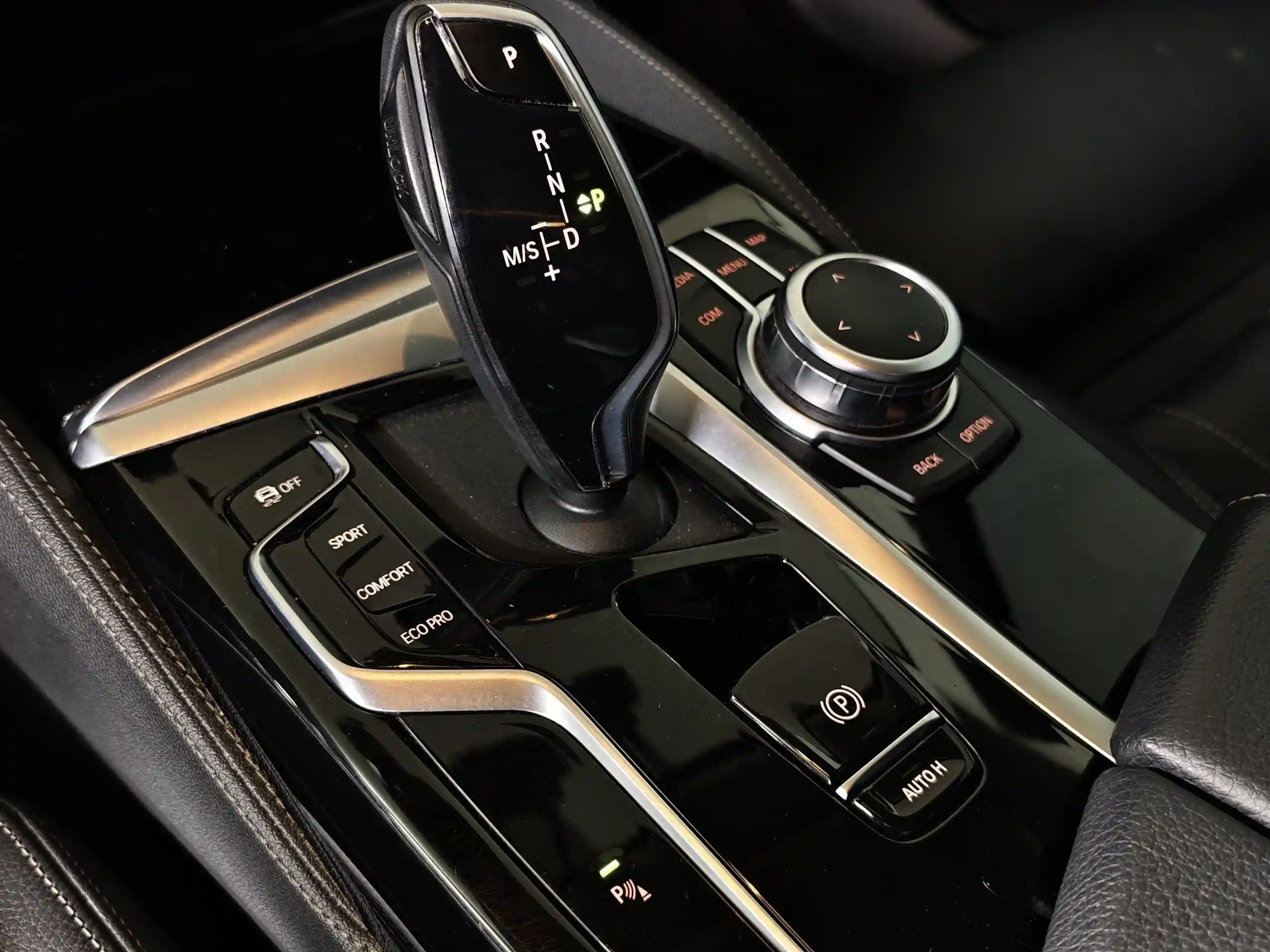 BMW 5 серия 2022