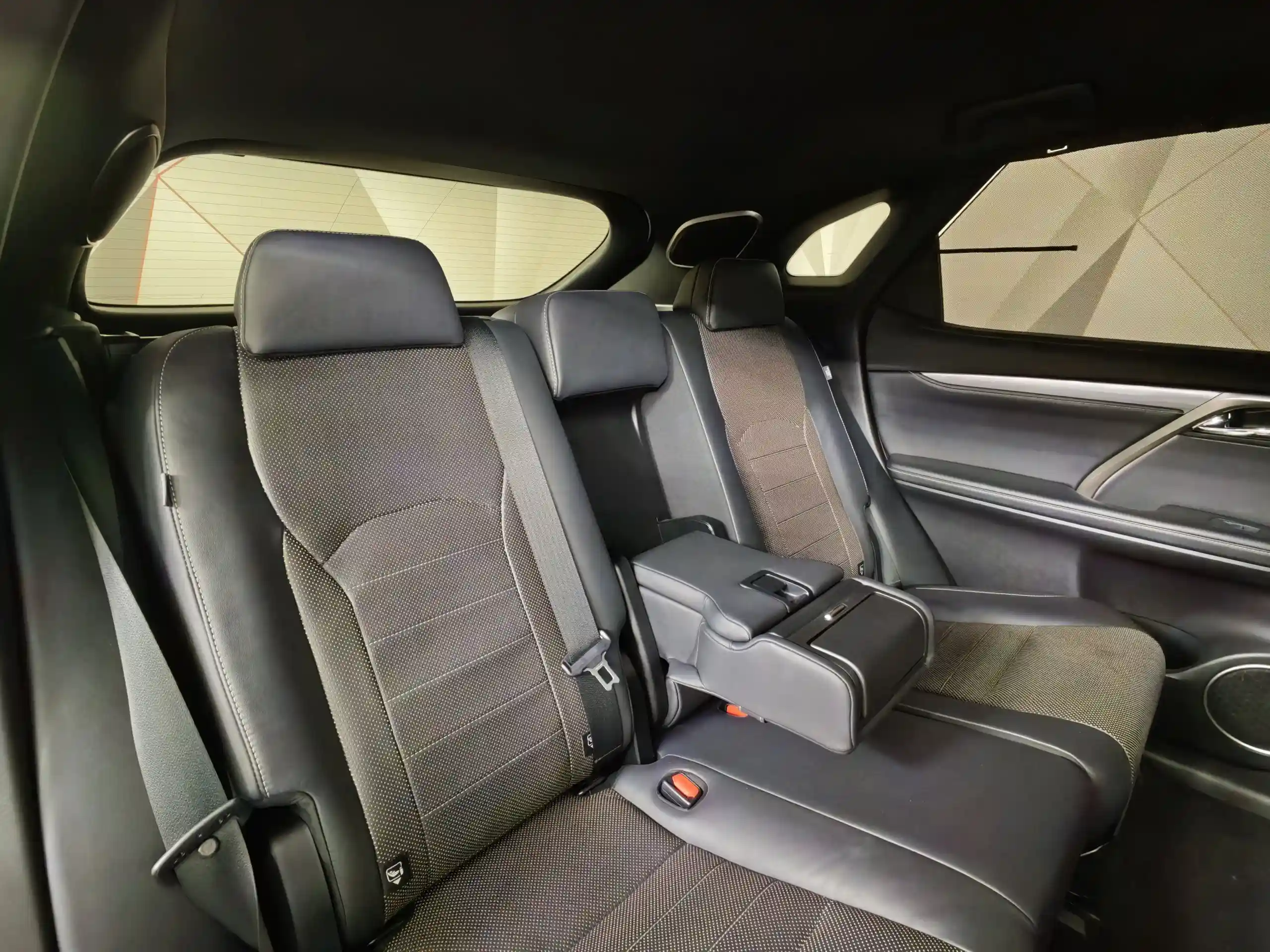 Lexus RX 2020