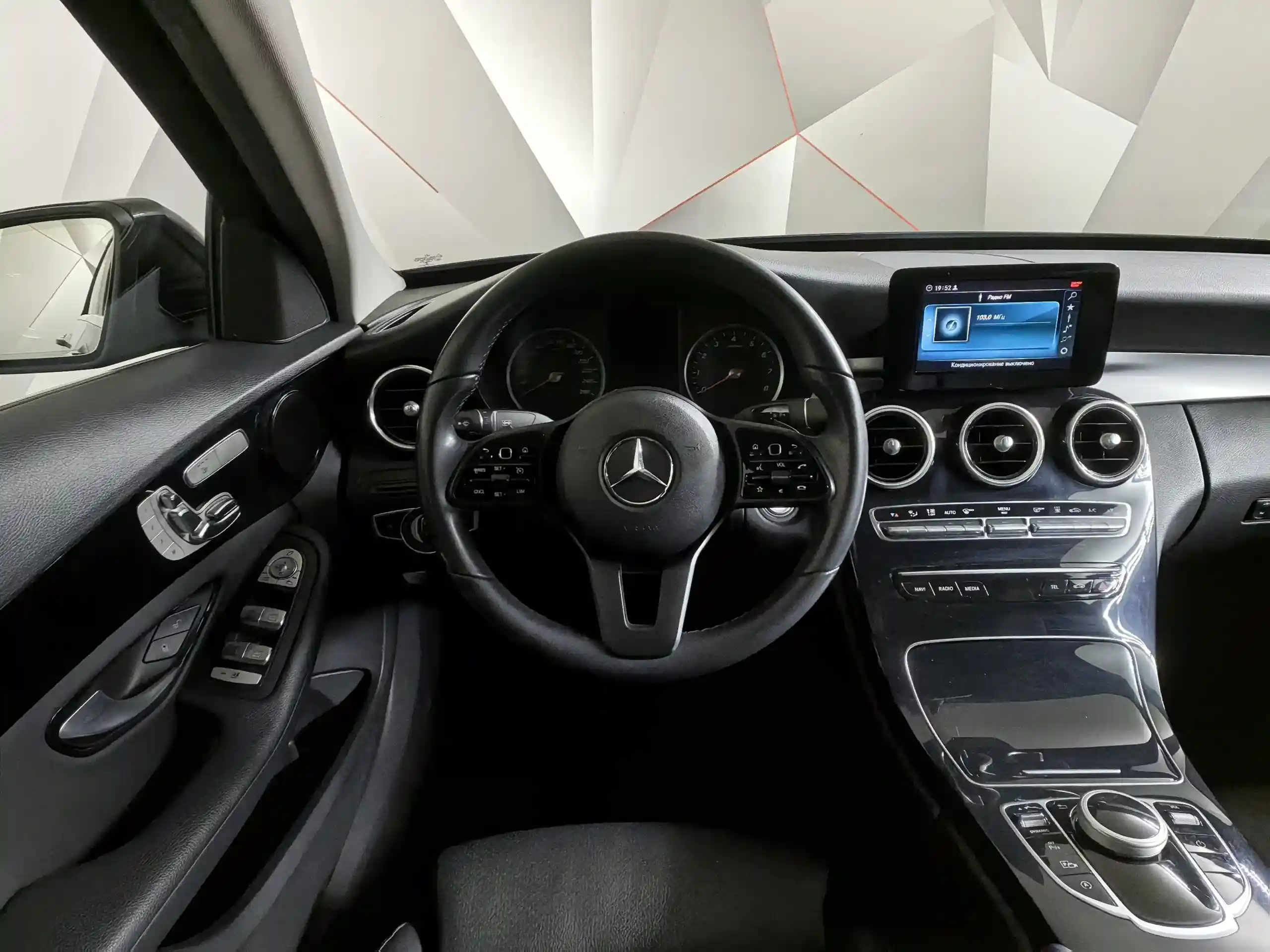 Mercedes-Benz C-Класс 2018