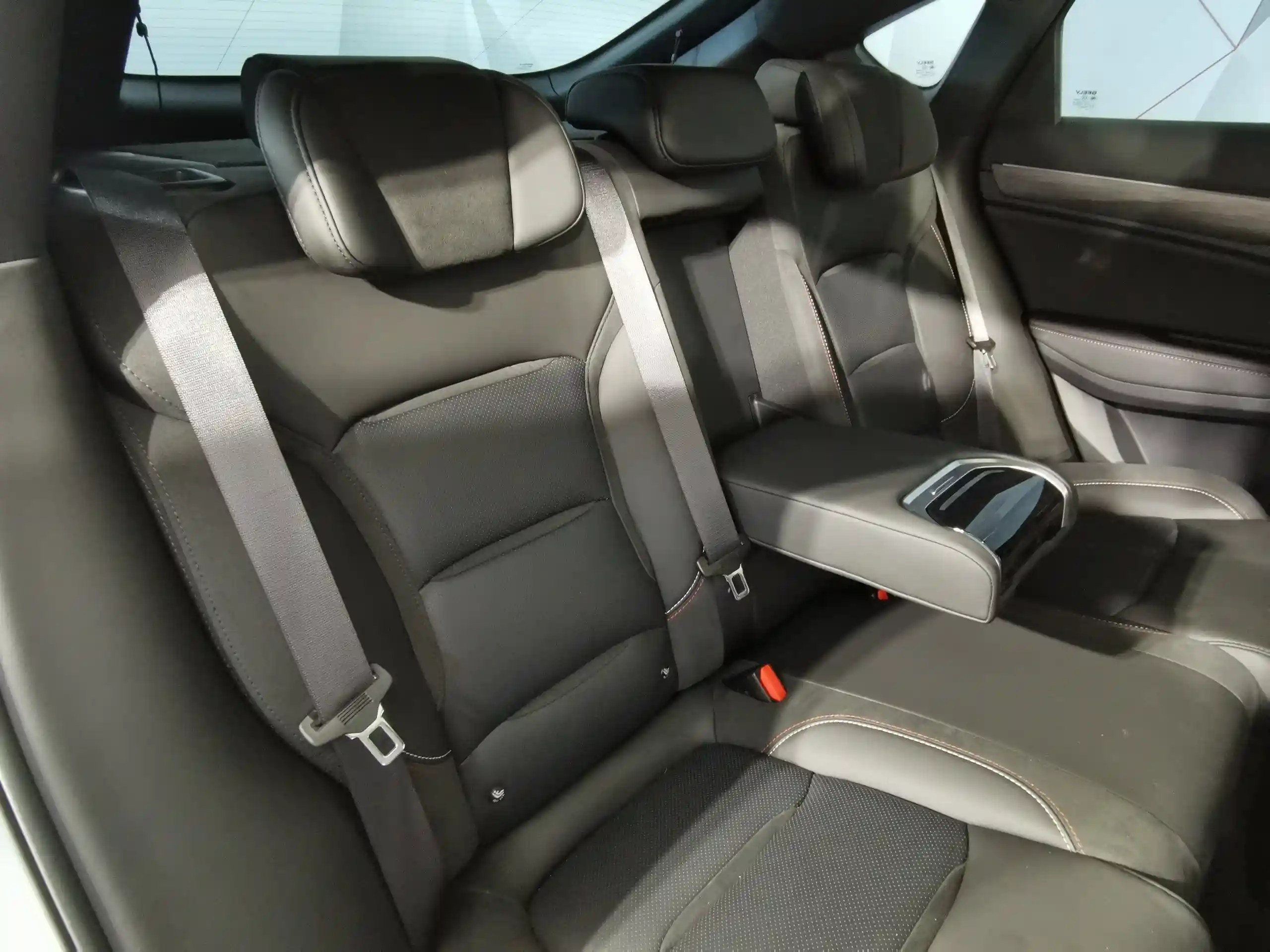 Geely Tugella 2024