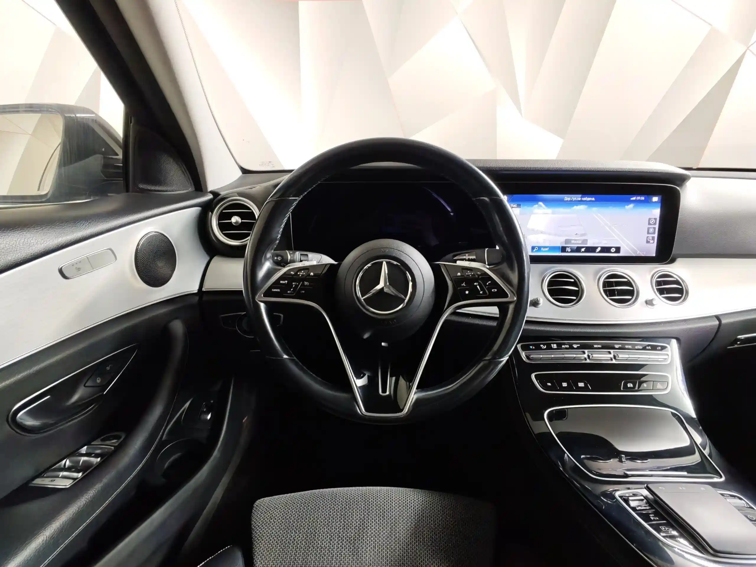 Mercedes-Benz E-Класс 2021