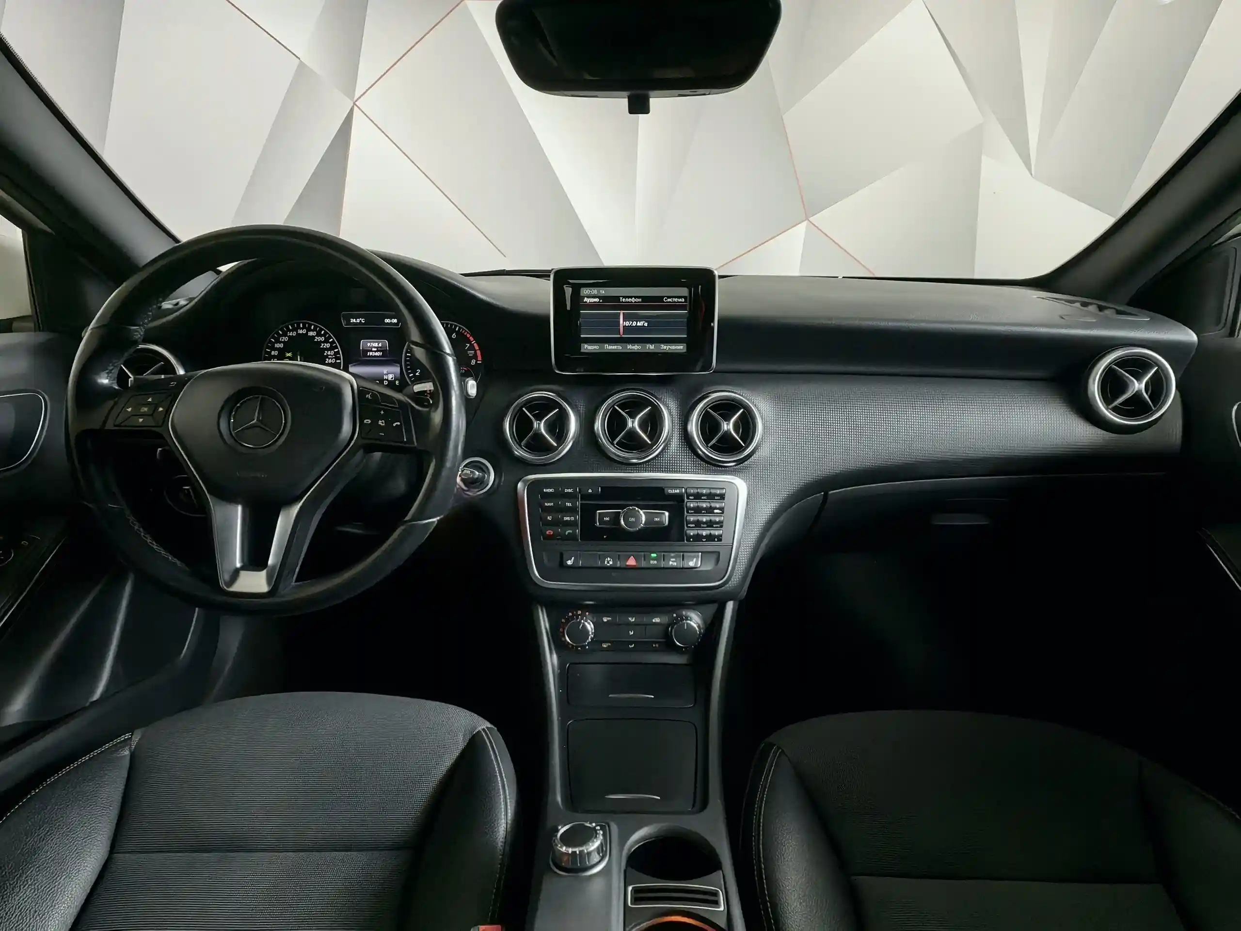 Mercedes-Benz A-Класс 2014