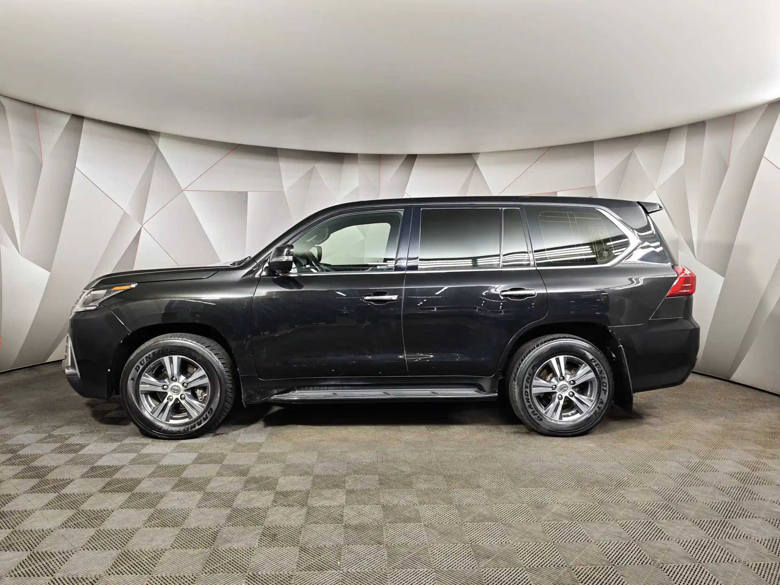 Lexus LX 2021
