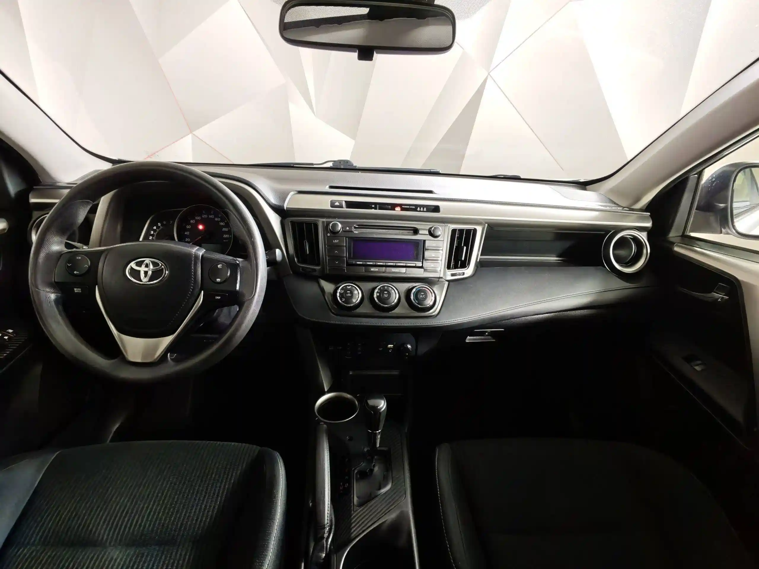 Toyota RAV4 2015