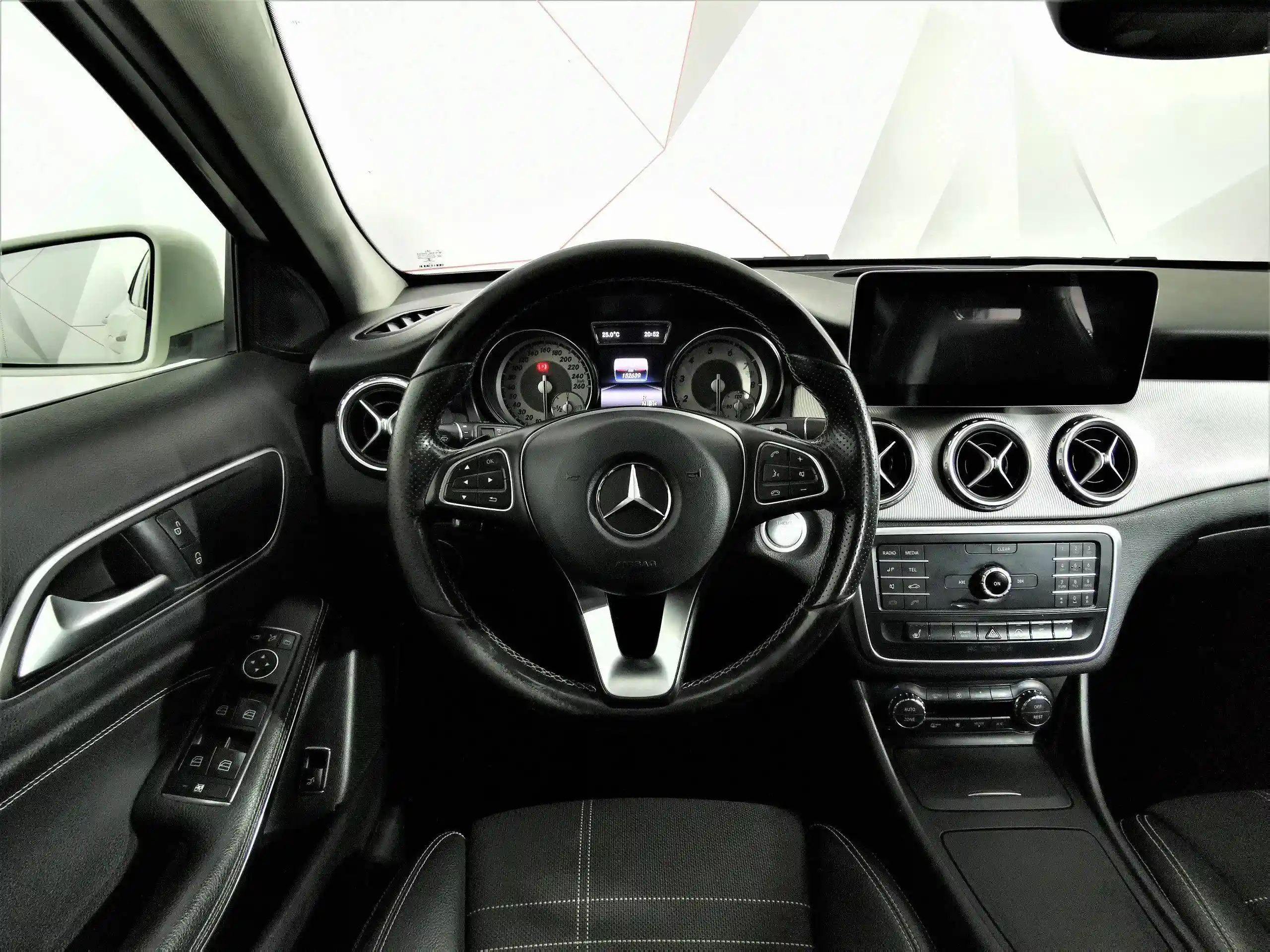 Mercedes-Benz GLA 2016