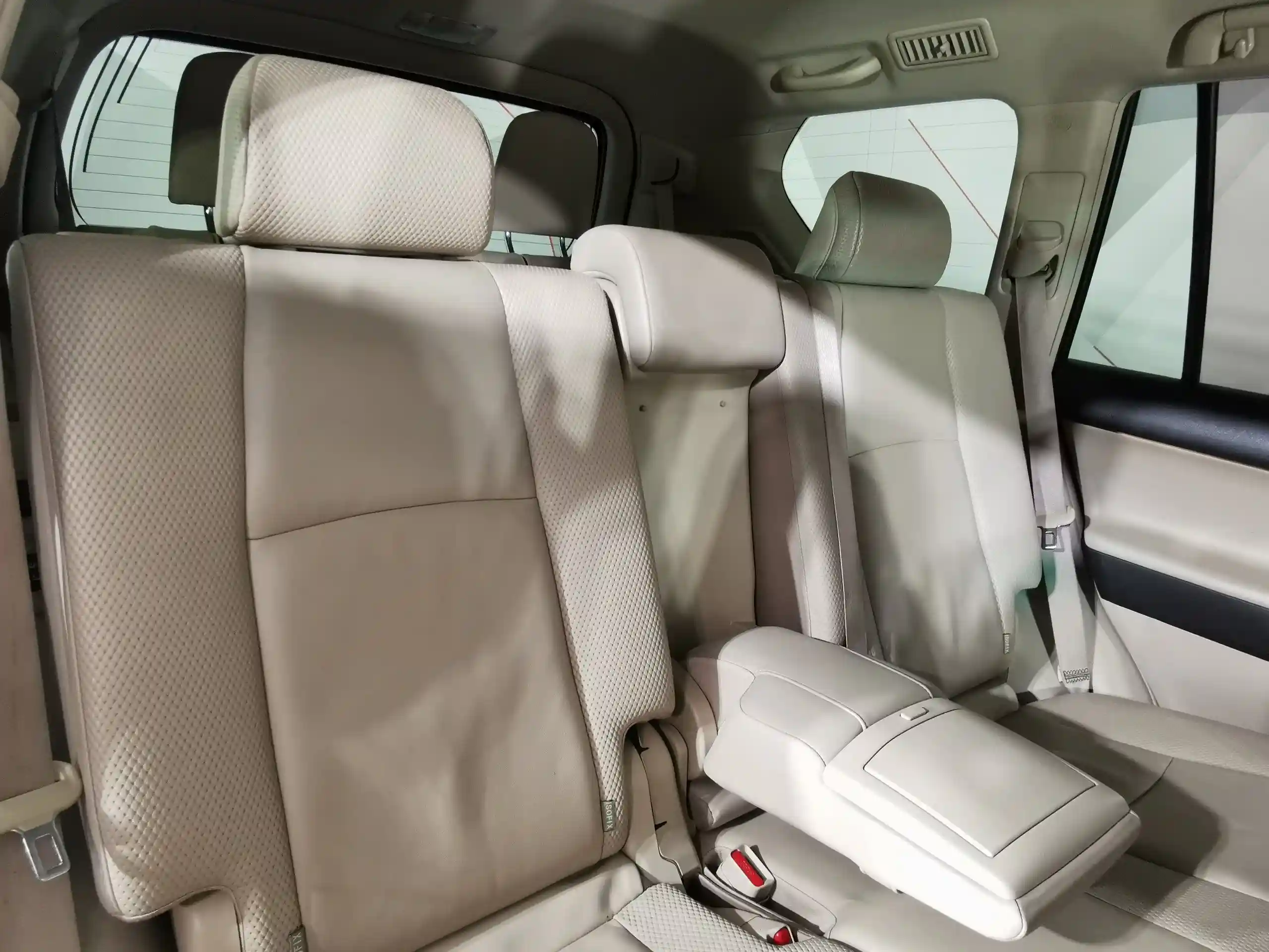 Toyota Land Cruiser Prado 2012