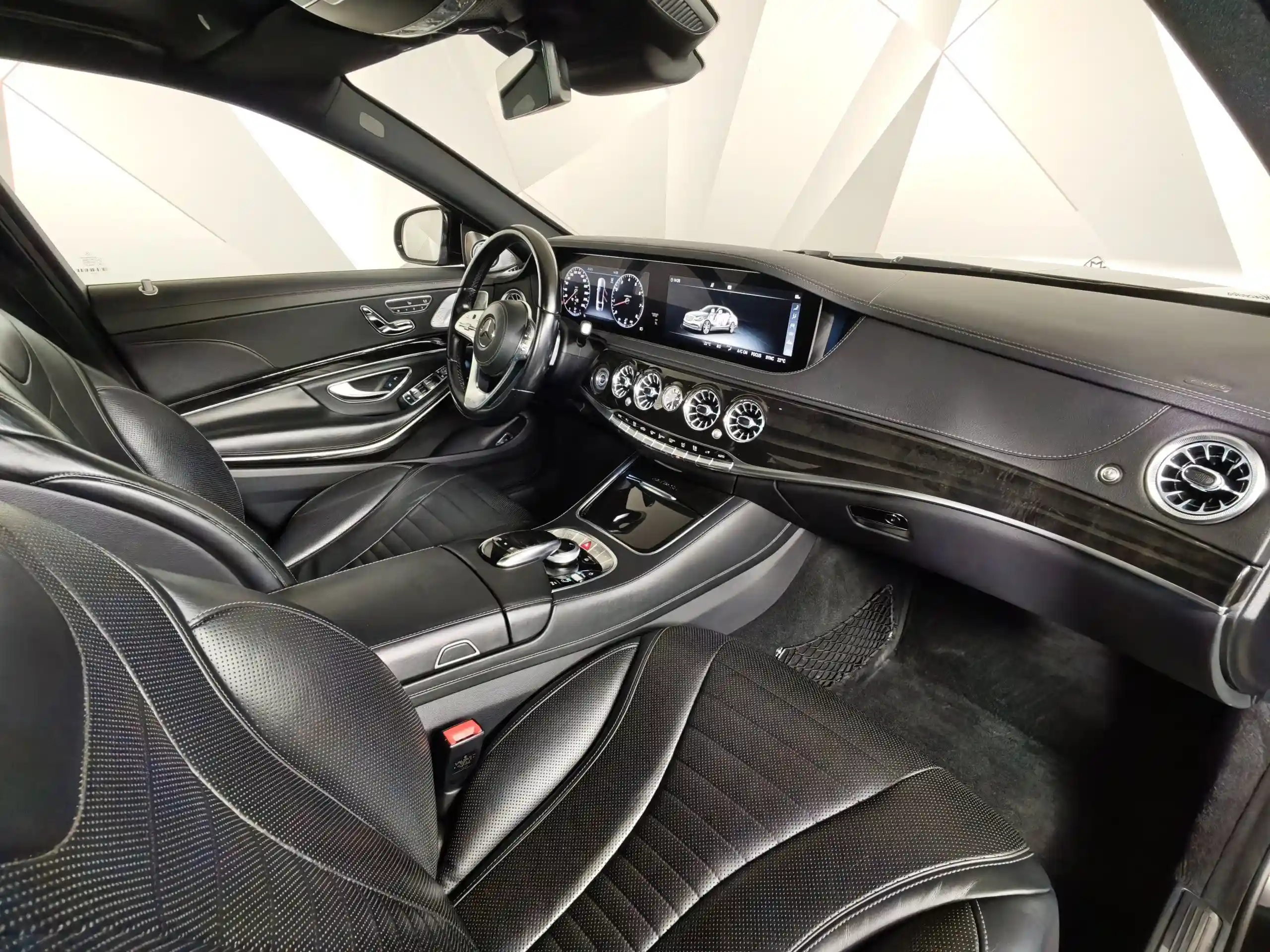 Mercedes-Benz S-Класс 2018