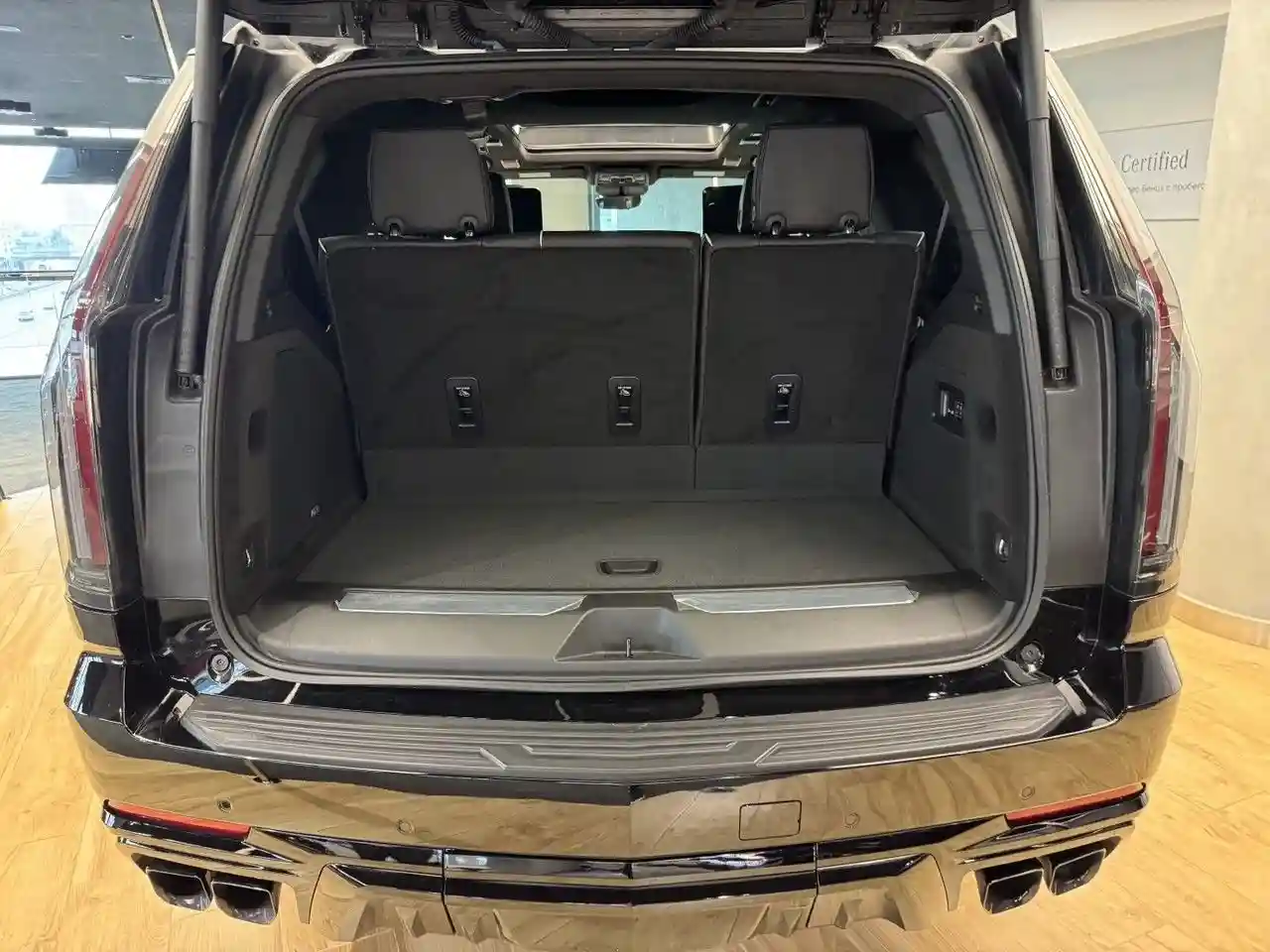 Cadillac Escalade 2025