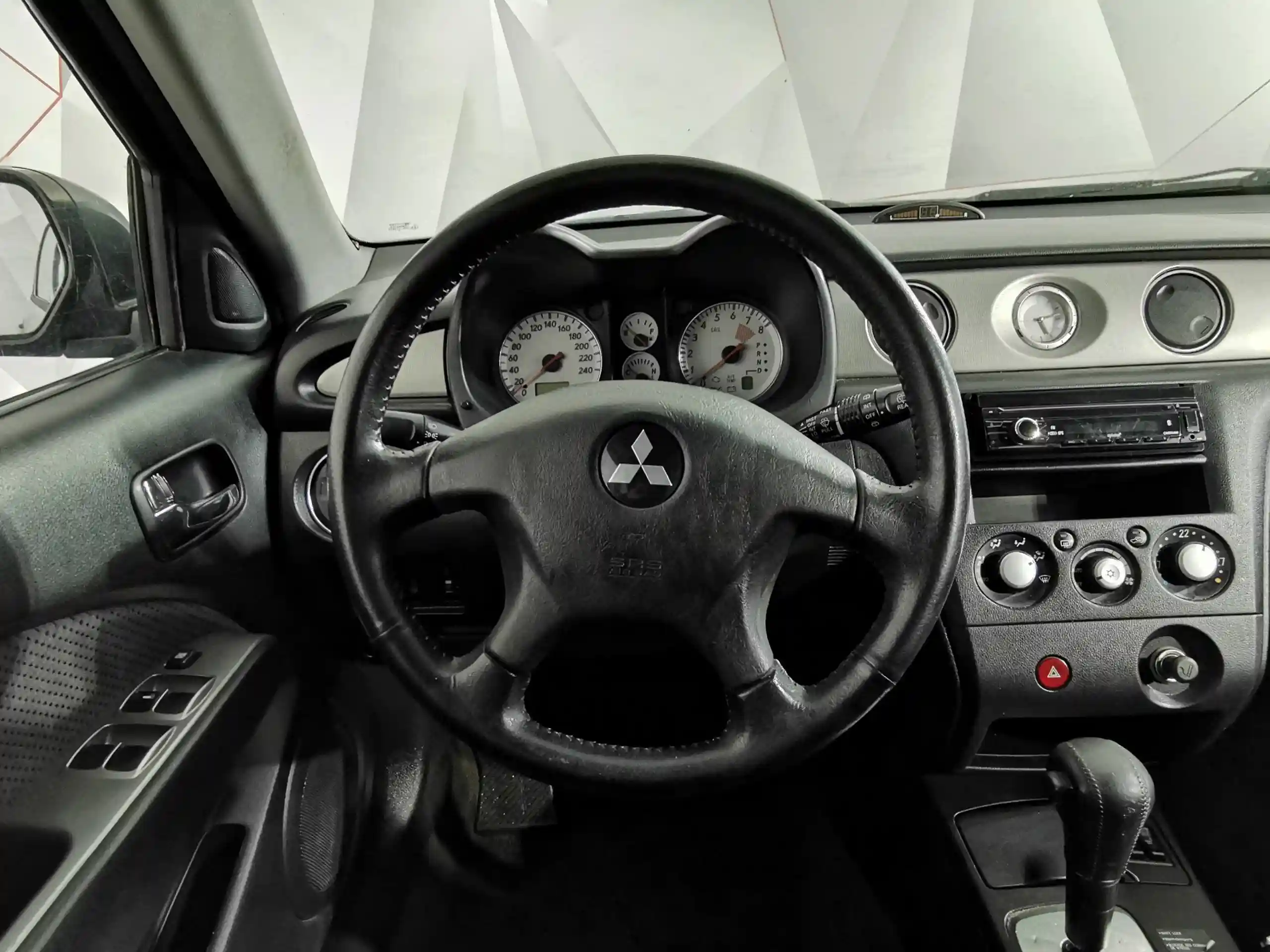 Mitsubishi Outlander 2004