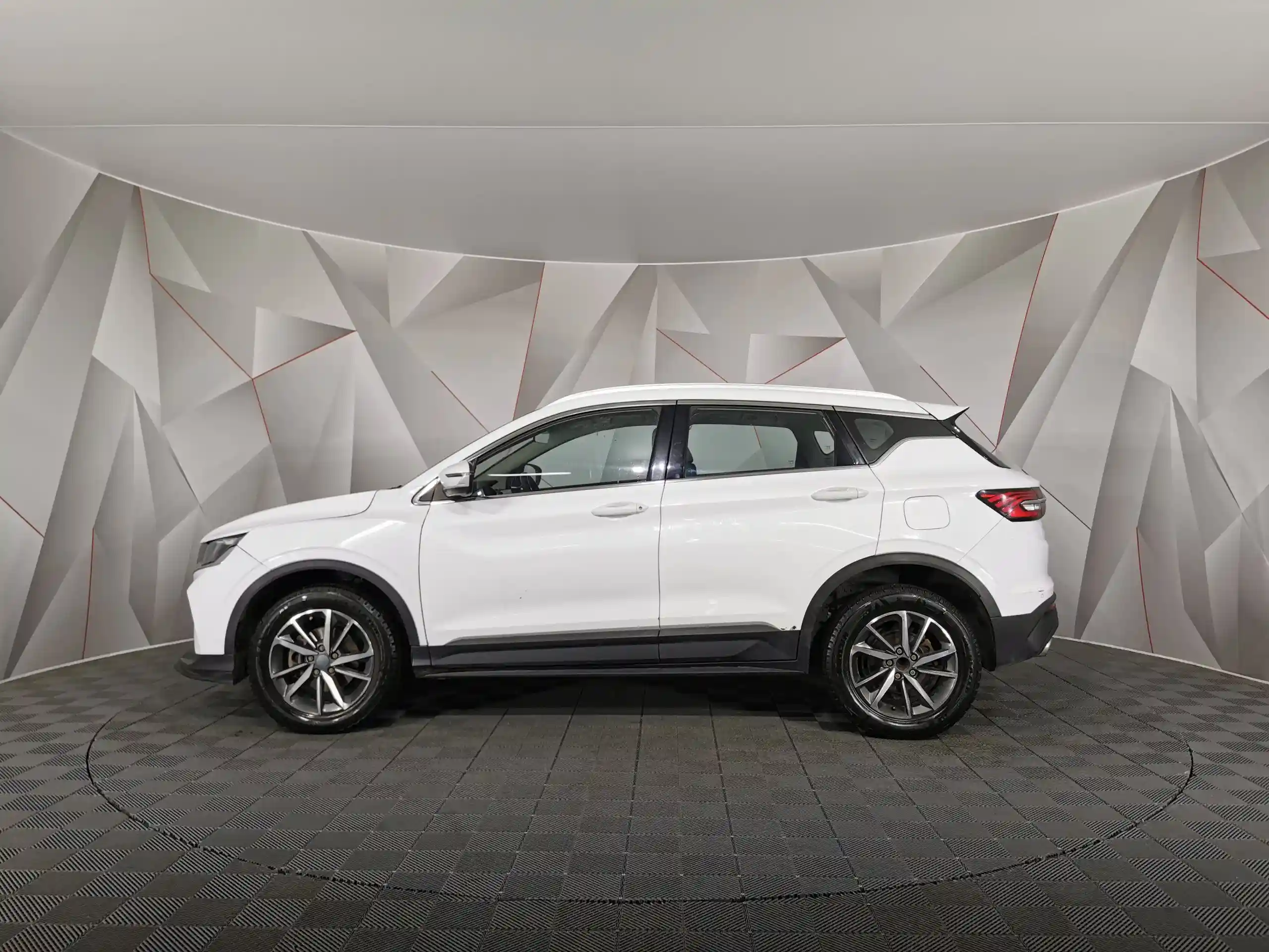 Geely Coolray 2022
