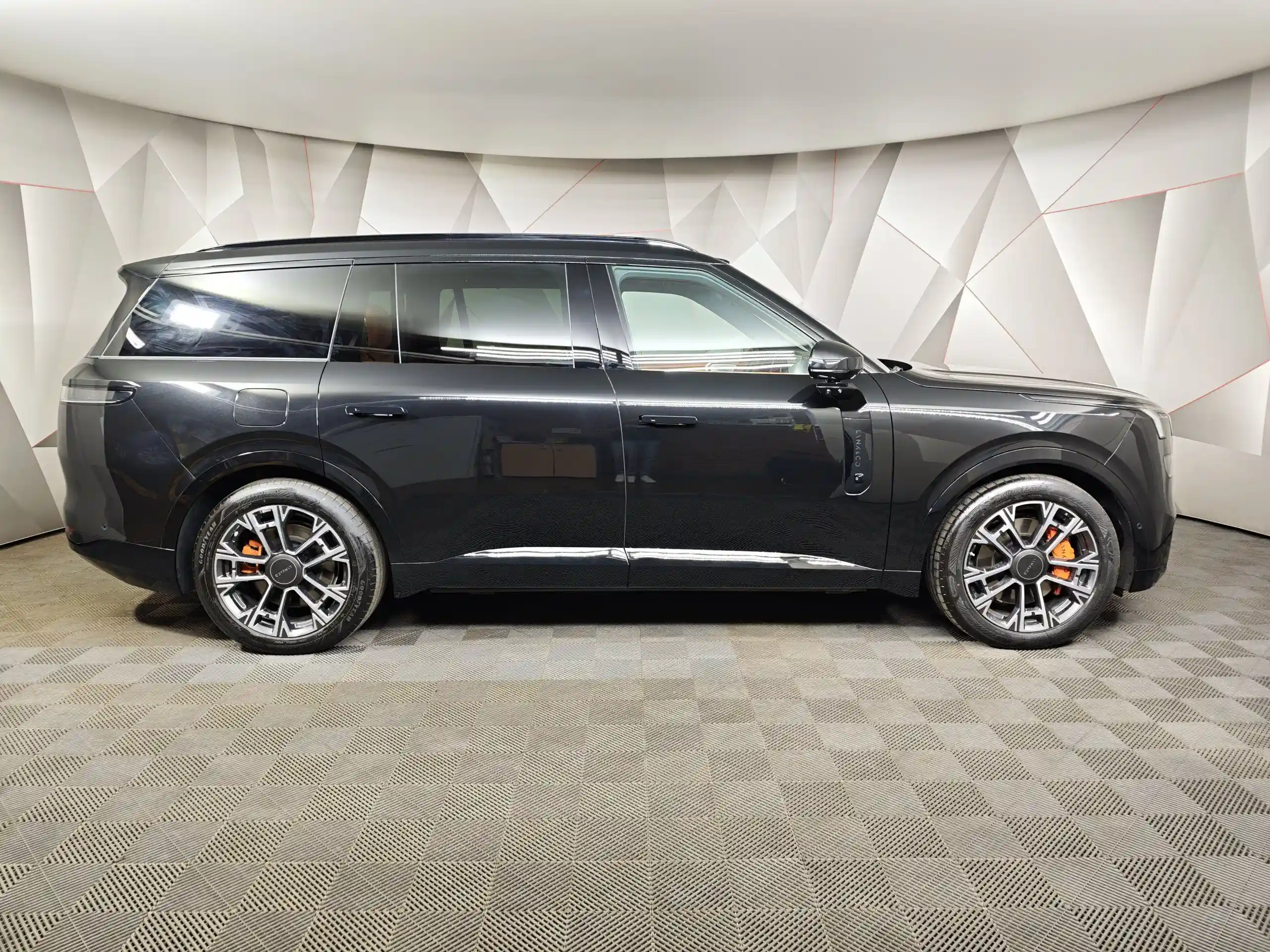 Lynk & Co 900 2026